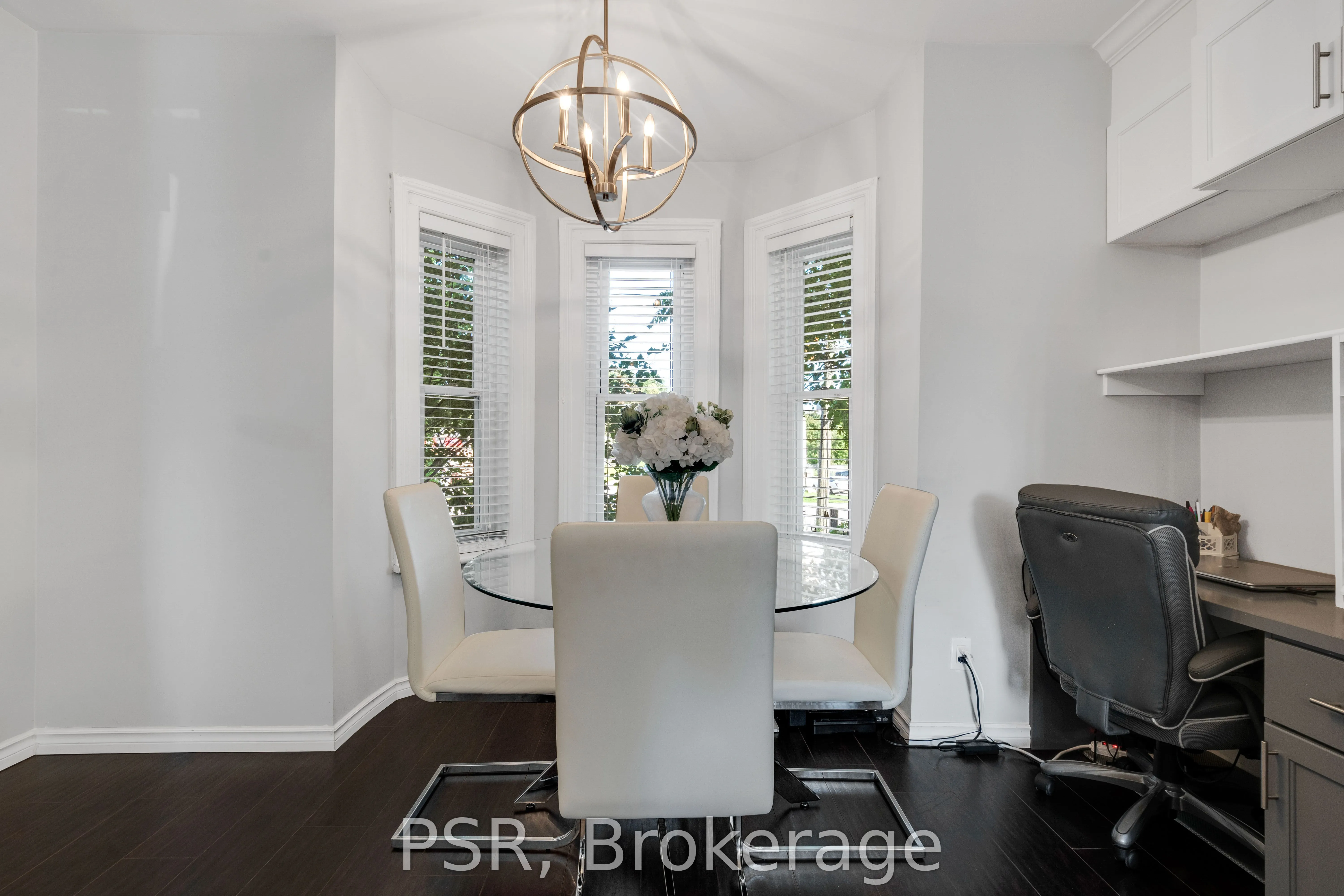 505 Main Street E