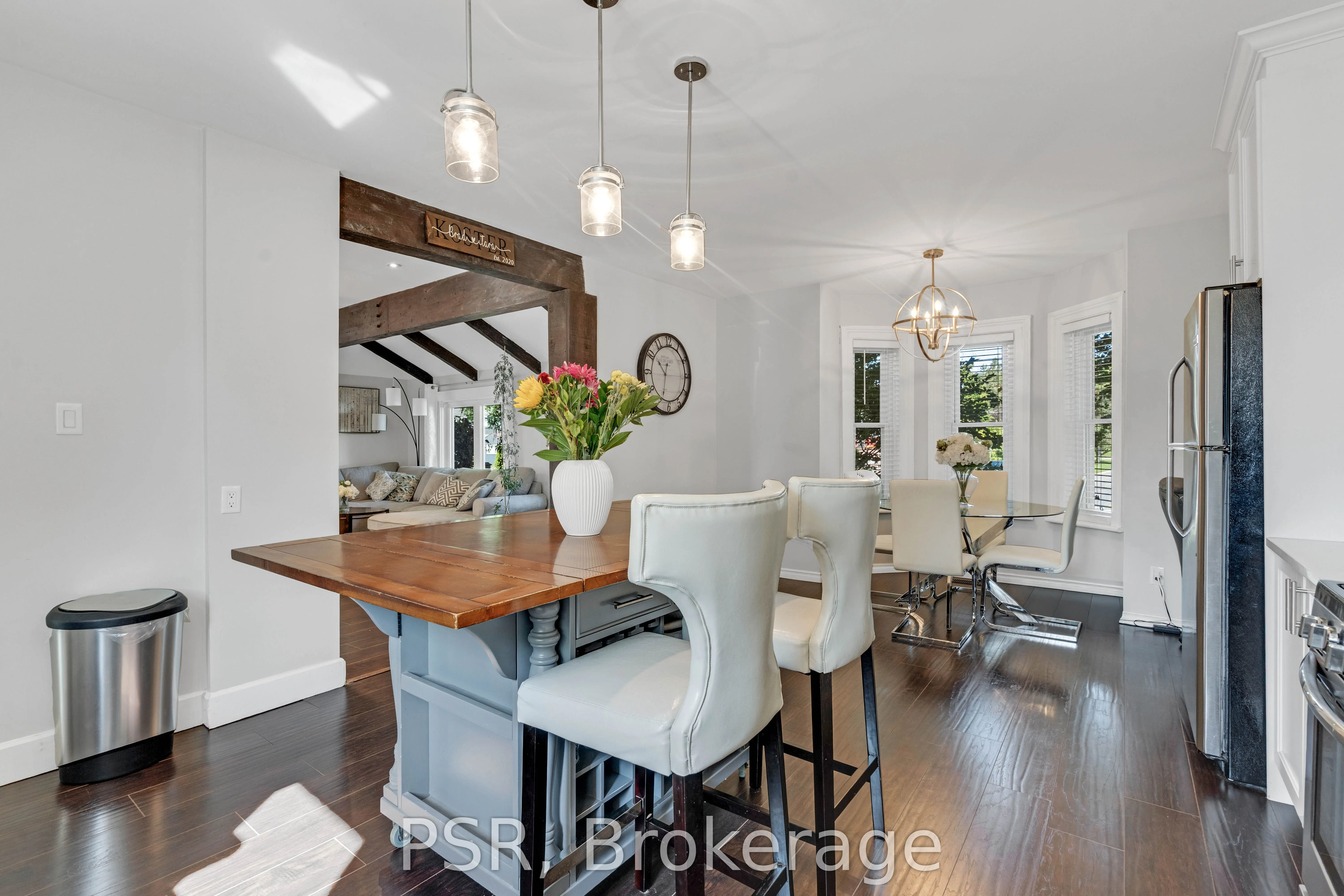 505 Main Street E