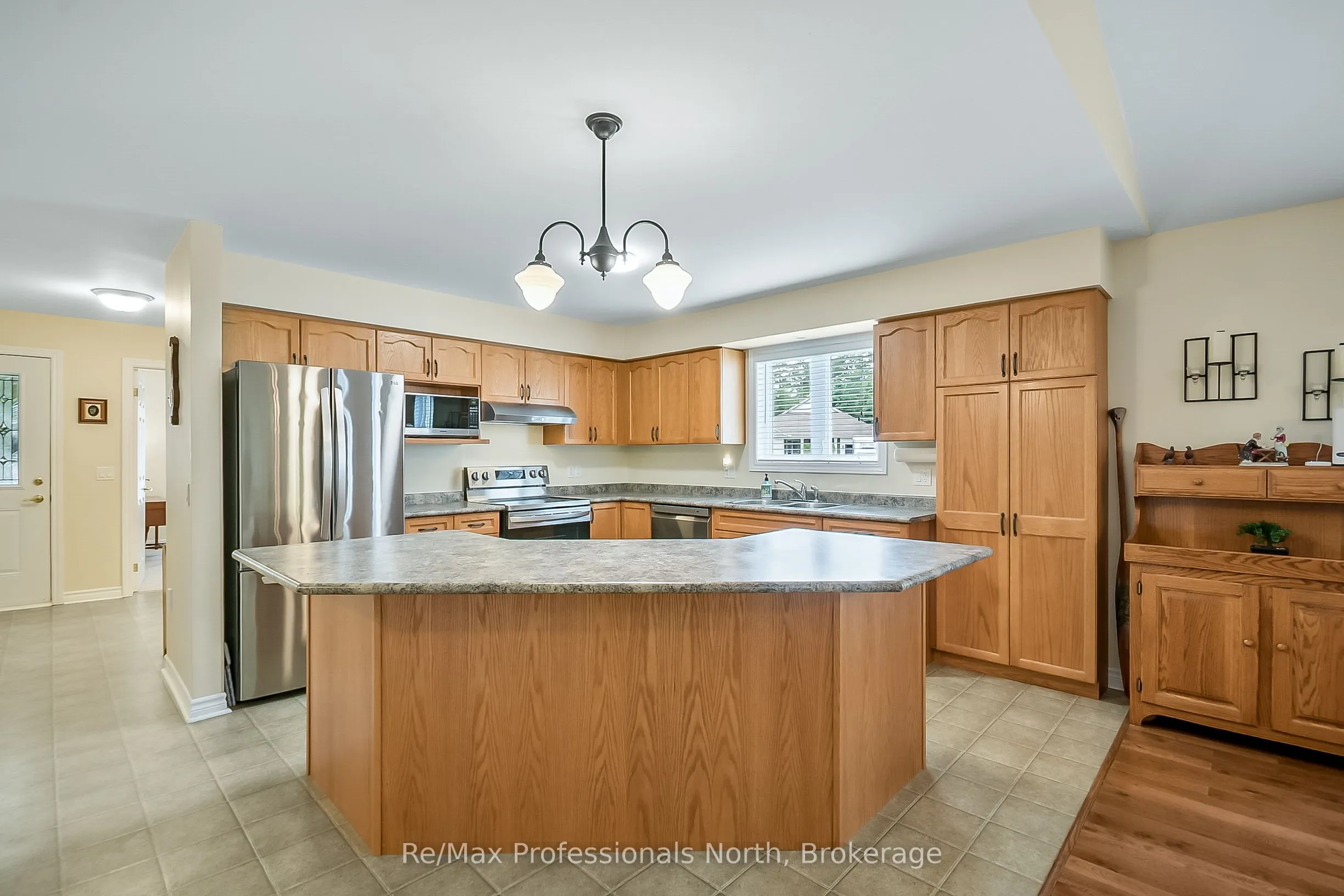 136 Hedgewood Lane