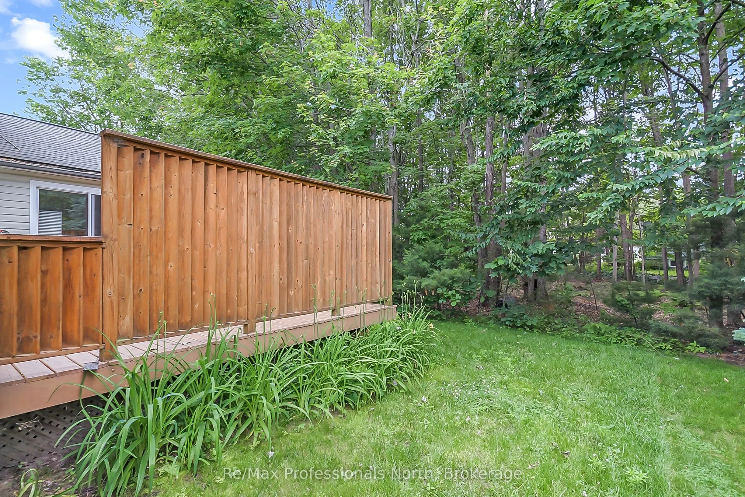 136 Hedgewood Lane