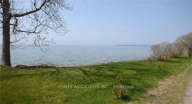 576 Barcovan Beach Road