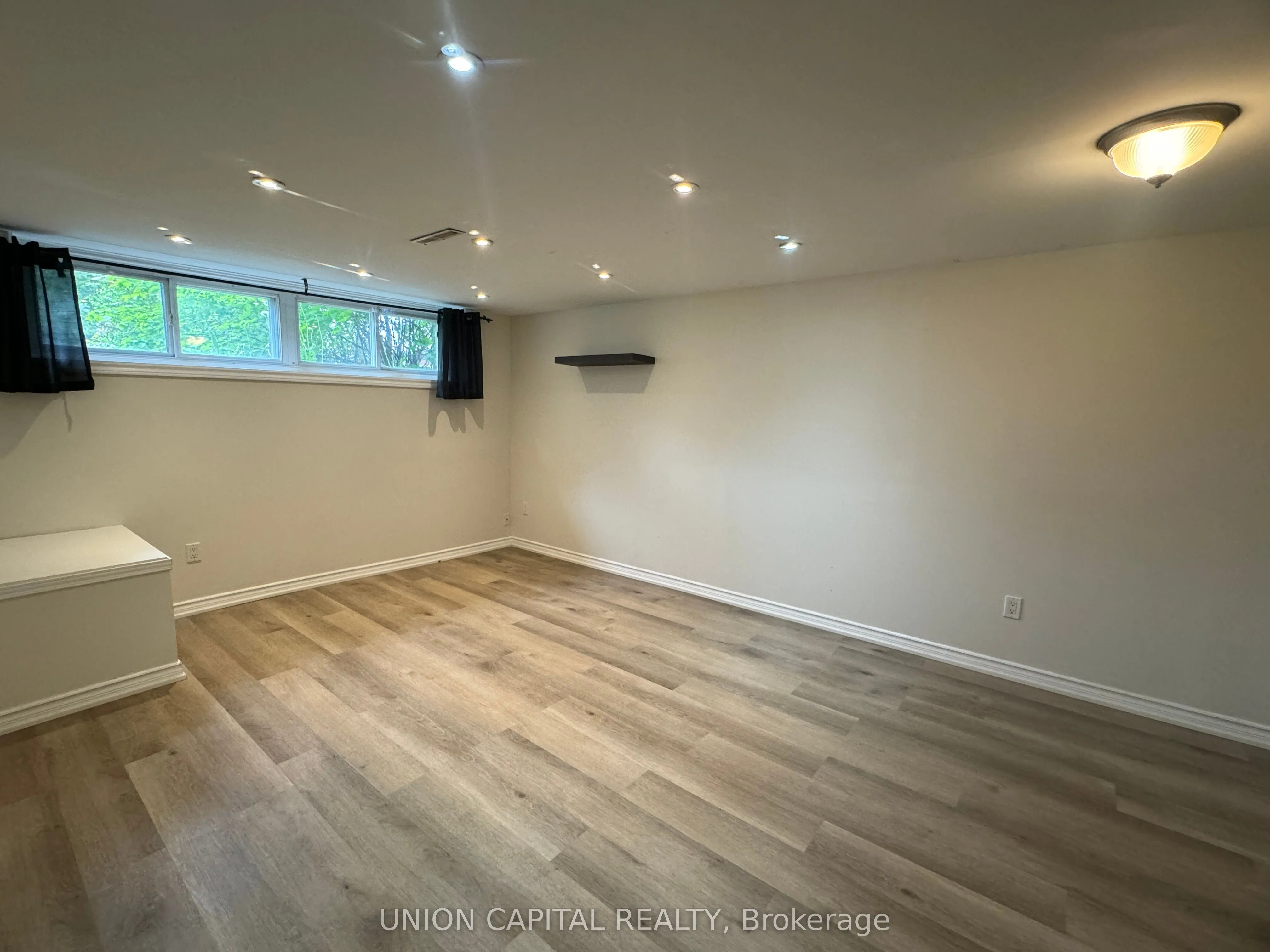 26 Blackthorne Avenue, #BSMT