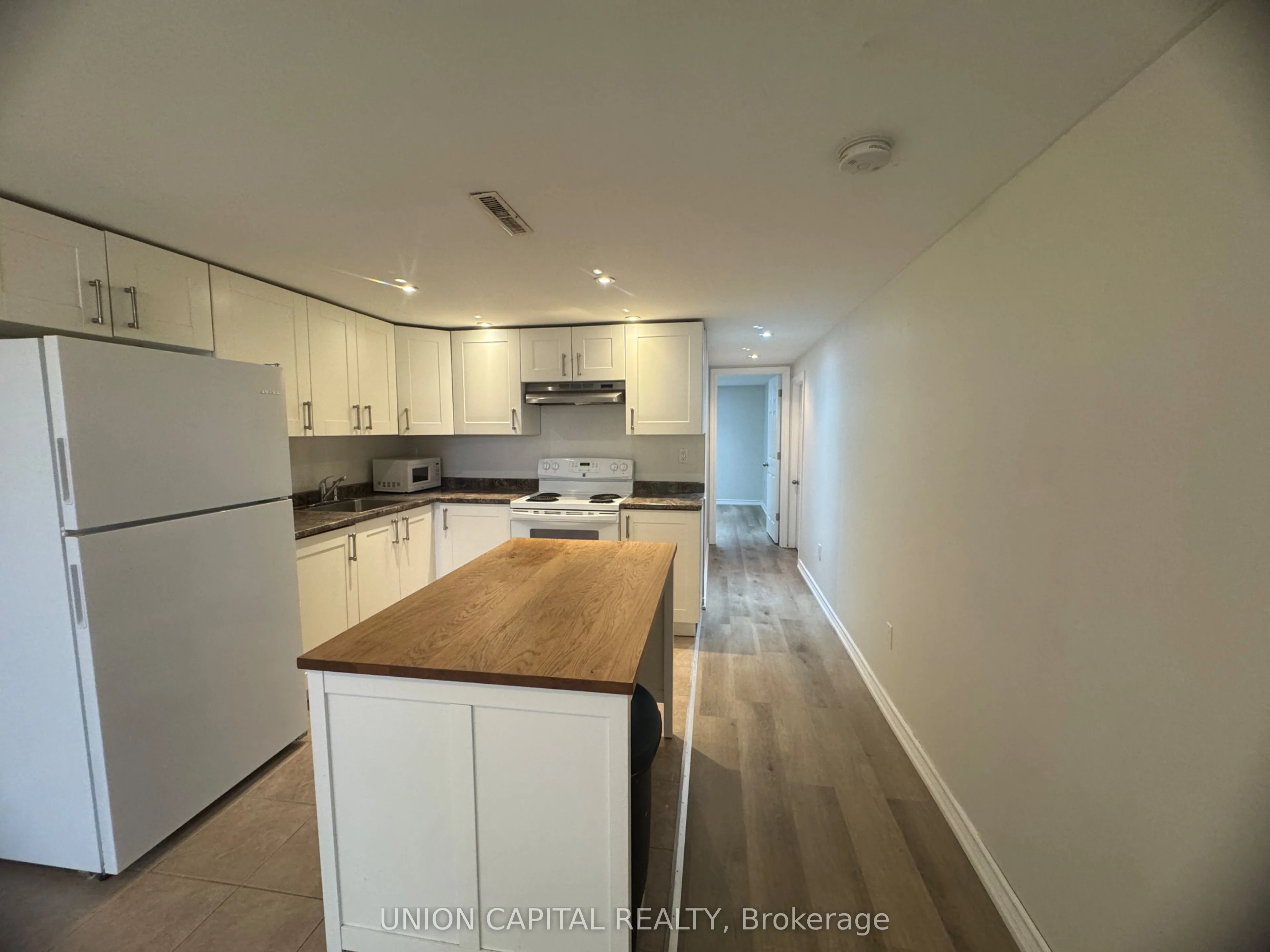 26 Blackthorne Avenue, #BSMT