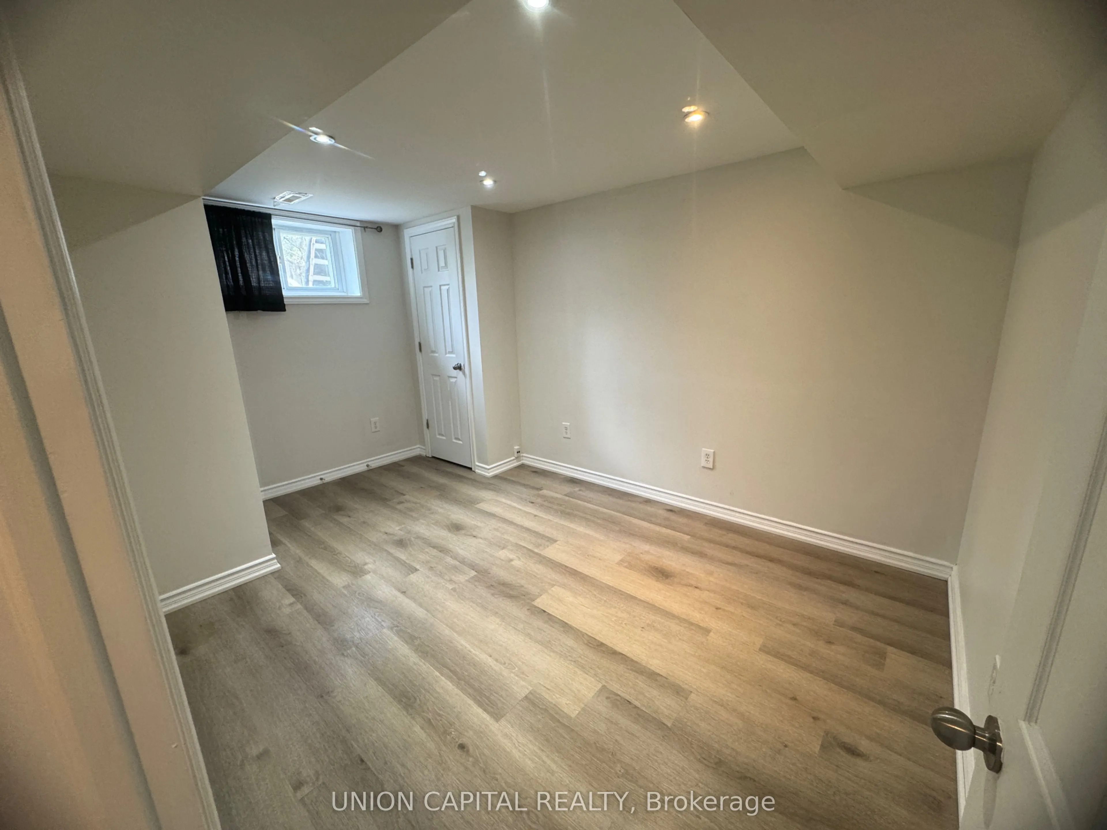 26 Blackthorne Avenue, #BSMT