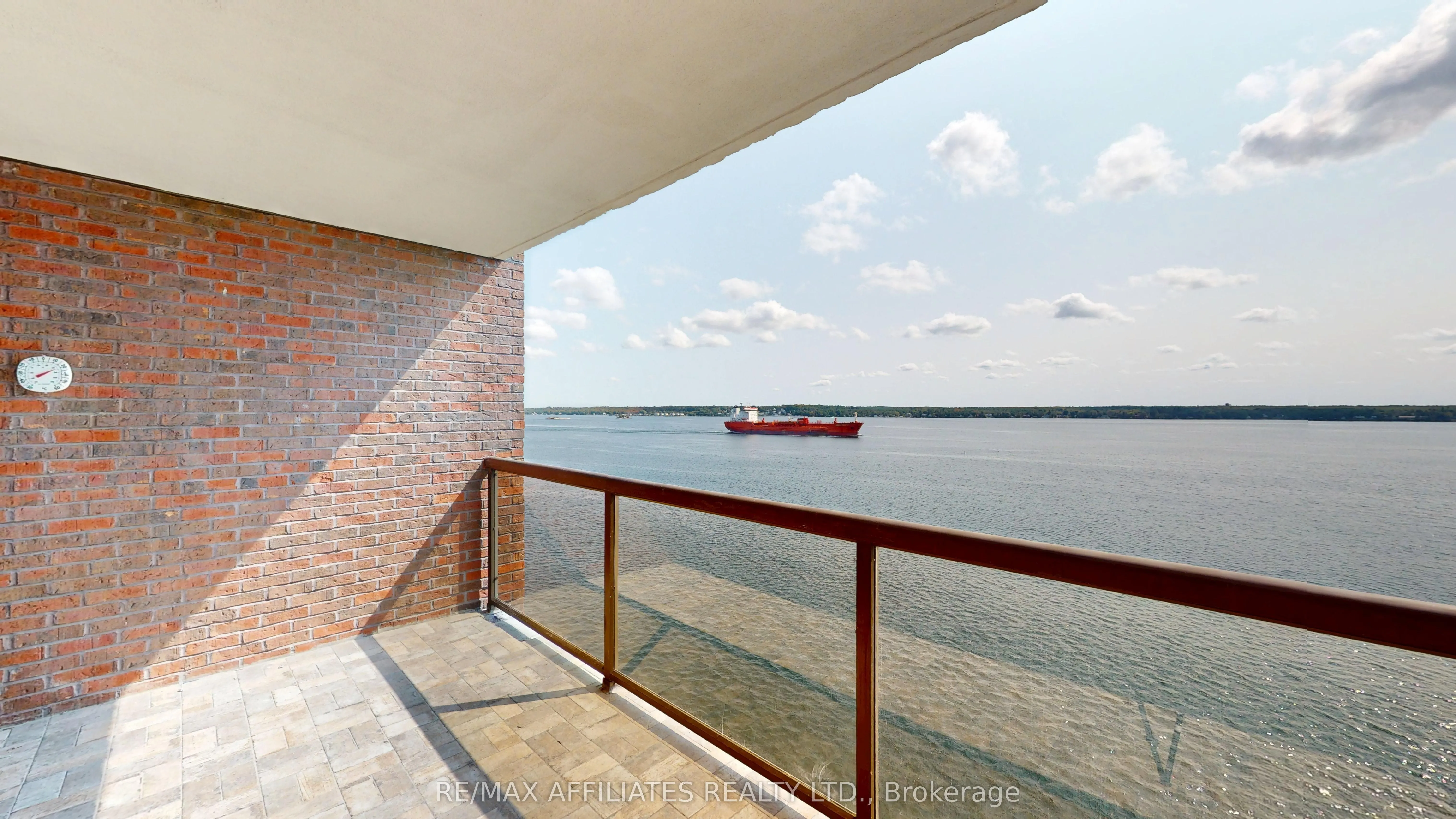 55 Water Street E, #802