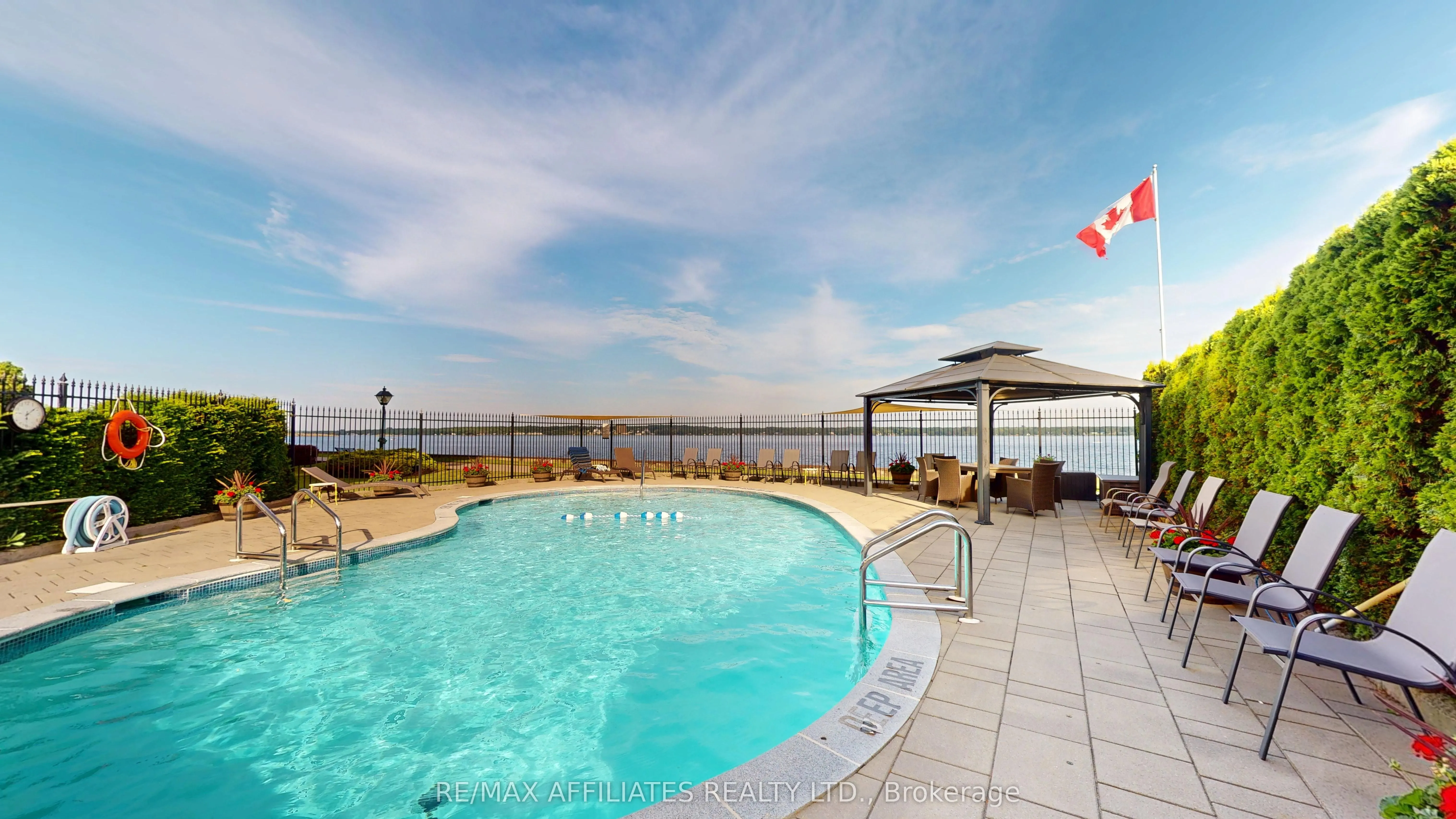 55 Water Street E, #802