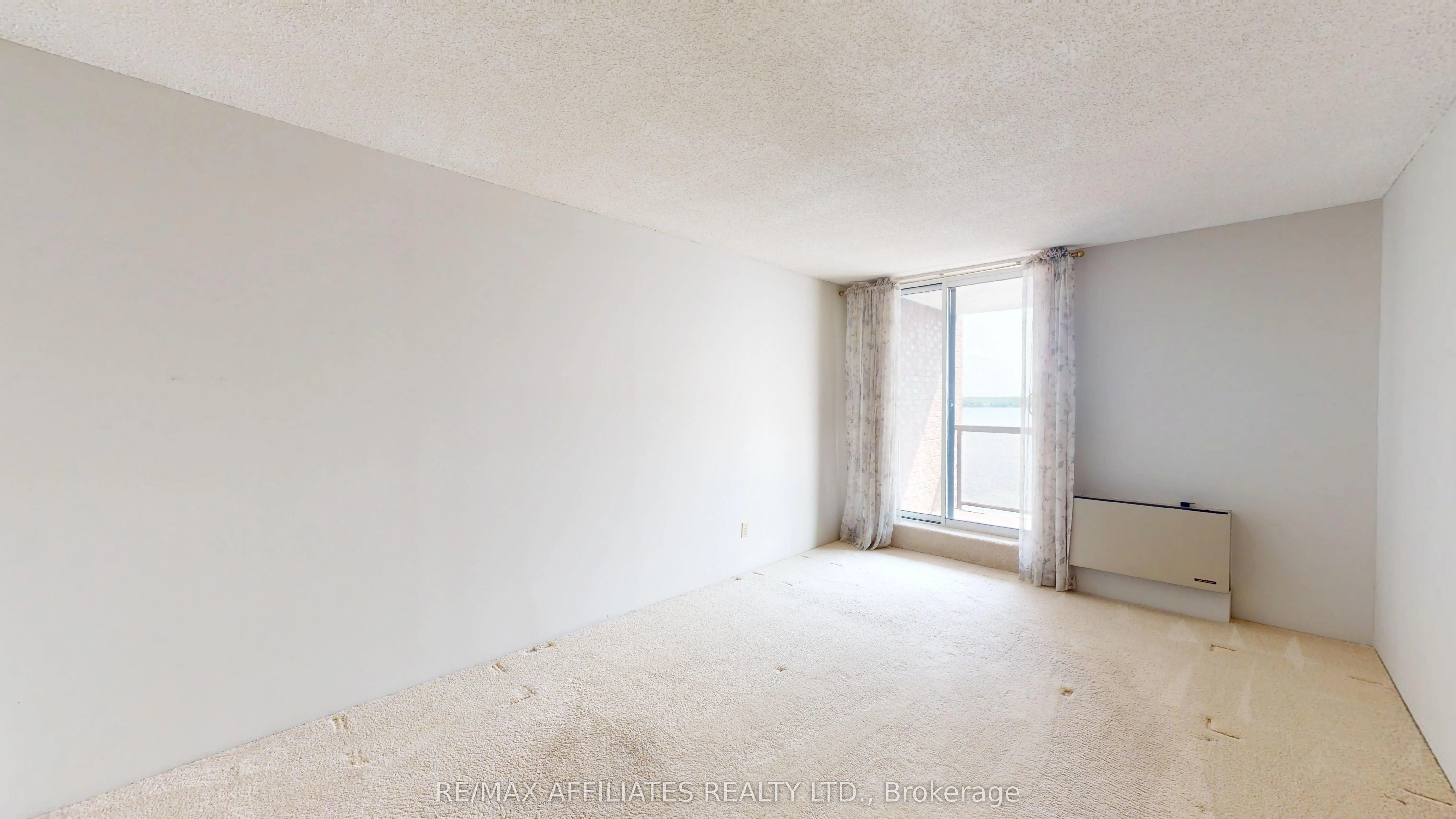 55 Water Street E, #802
