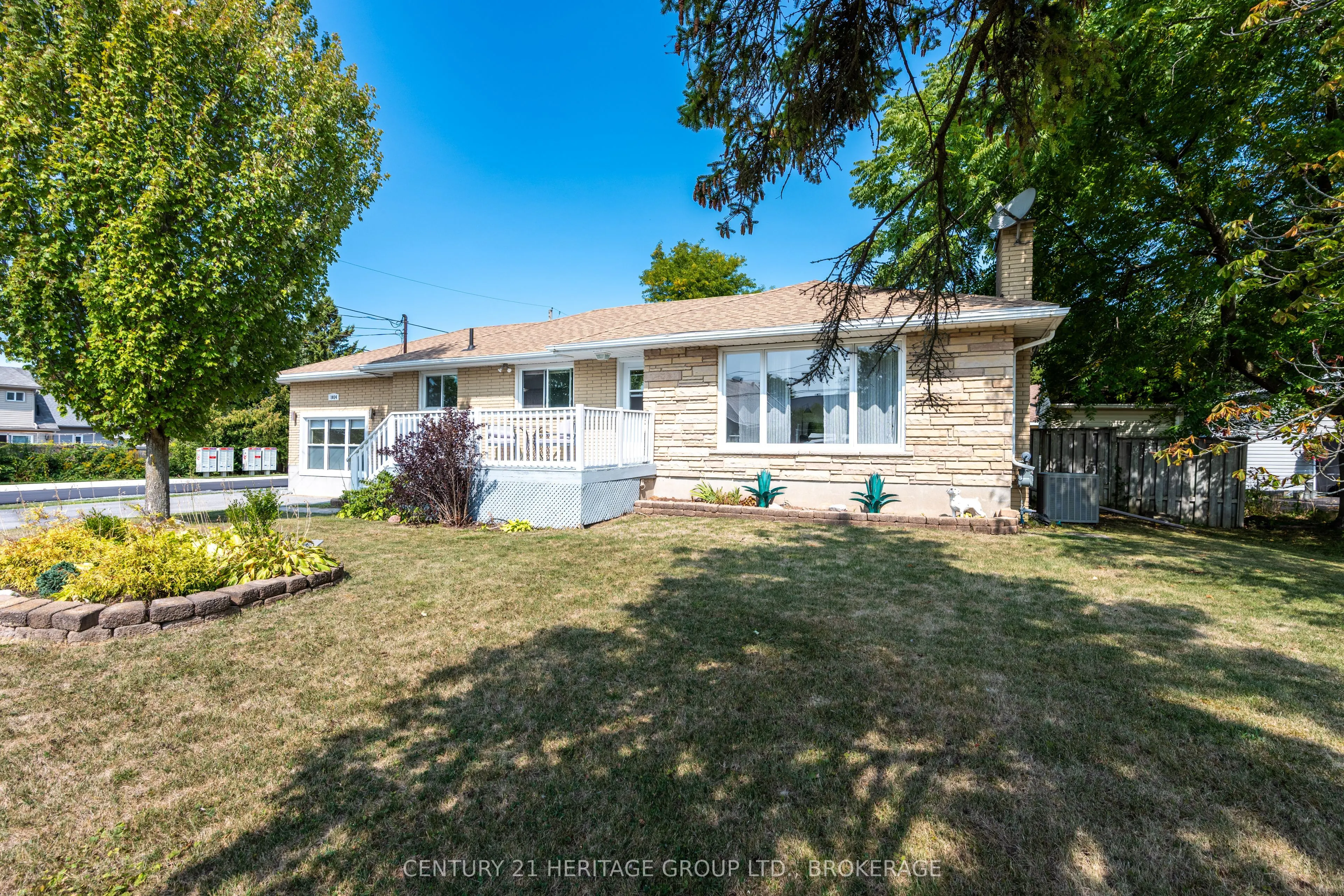 1014 Woodbine Road S