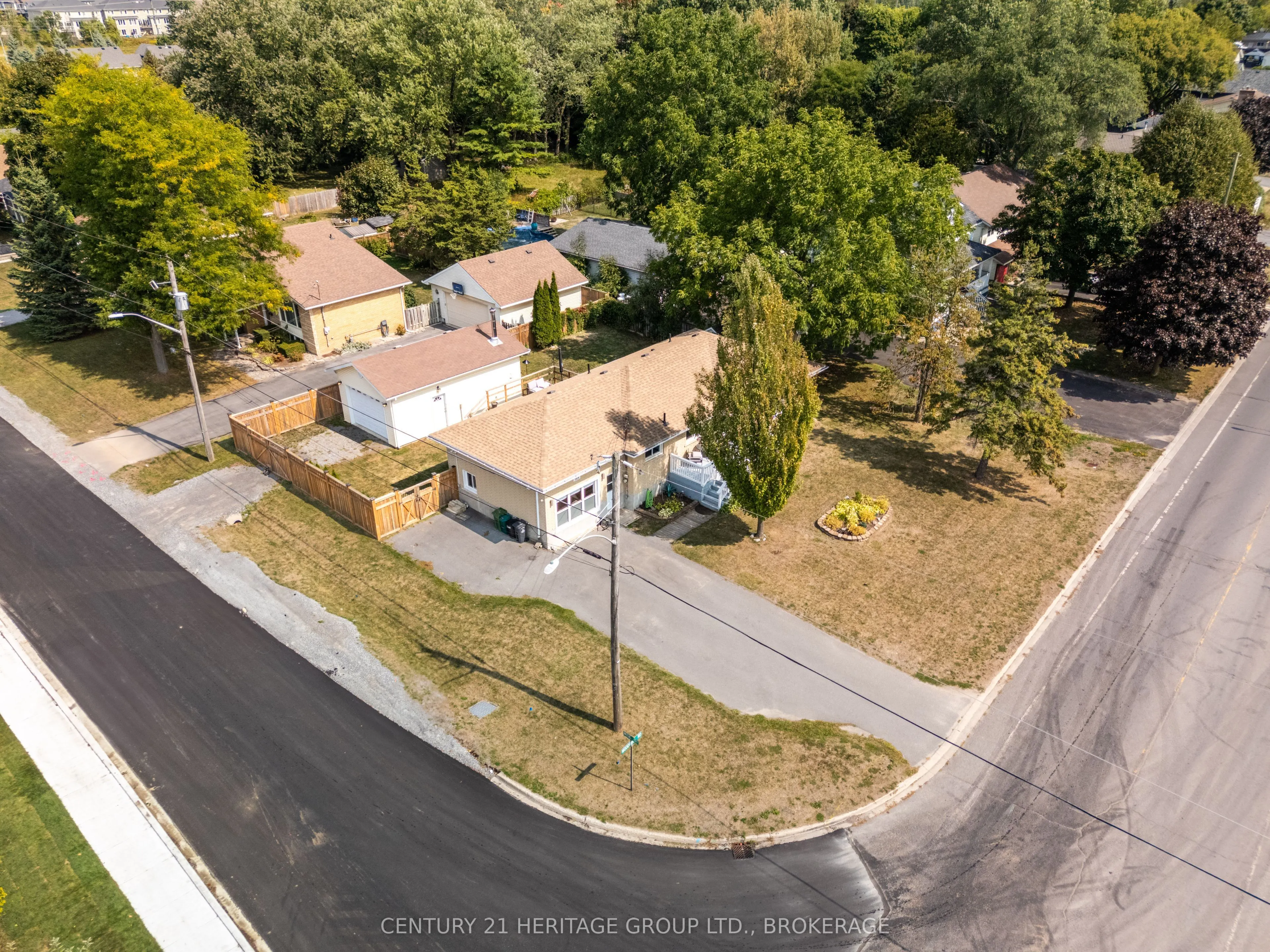 1014 Woodbine Road S