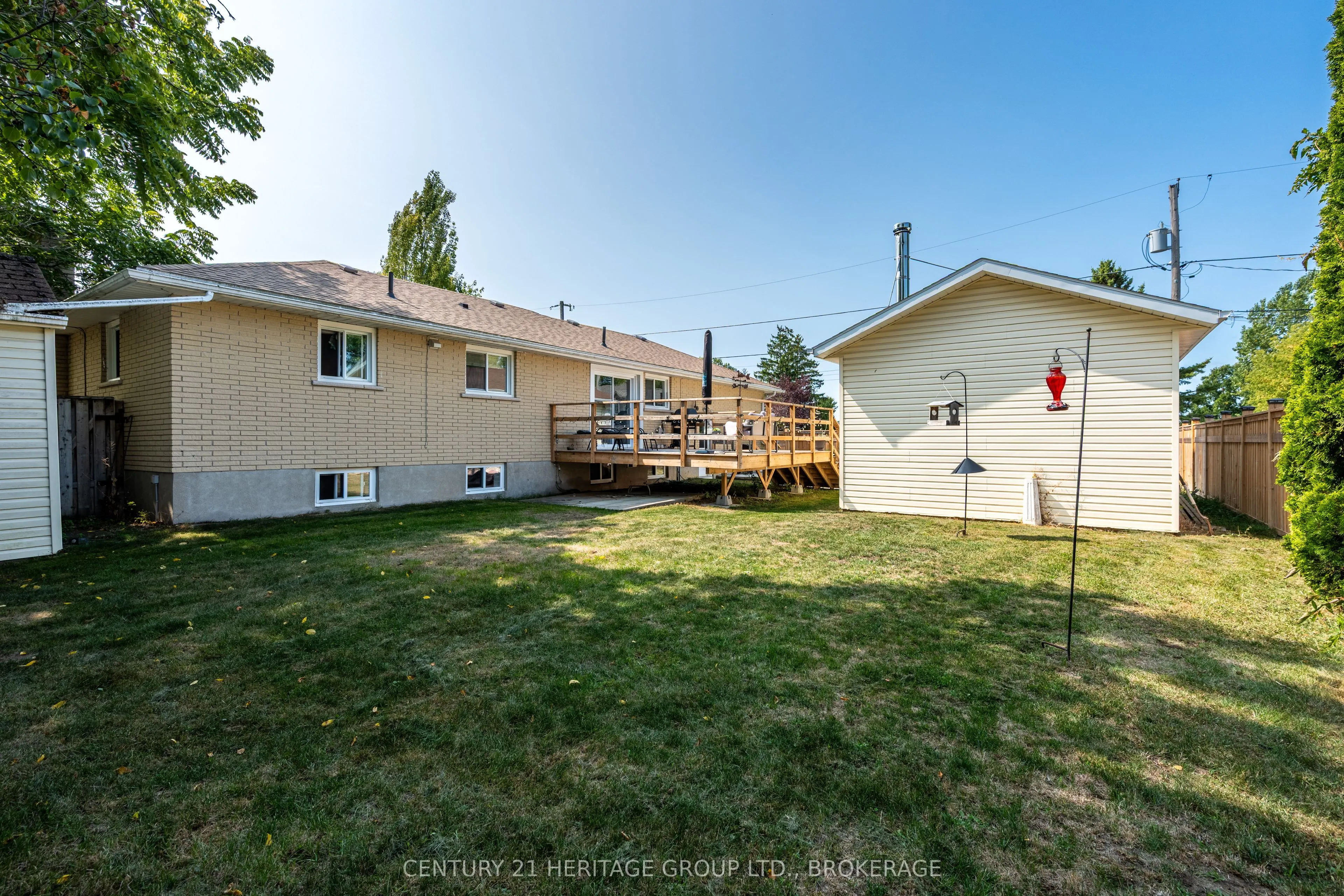 1014 Woodbine Road S