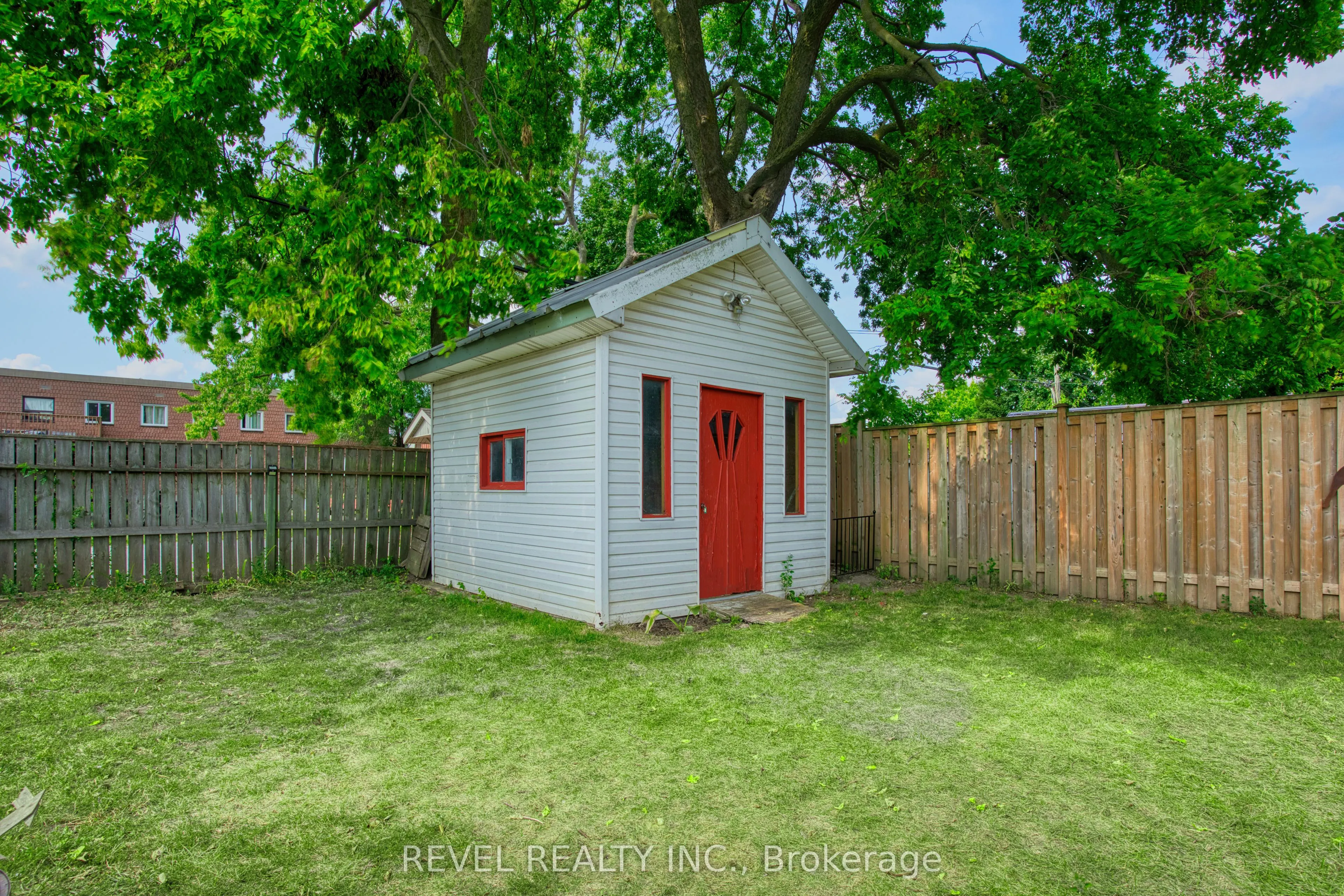 191 St Julien Street