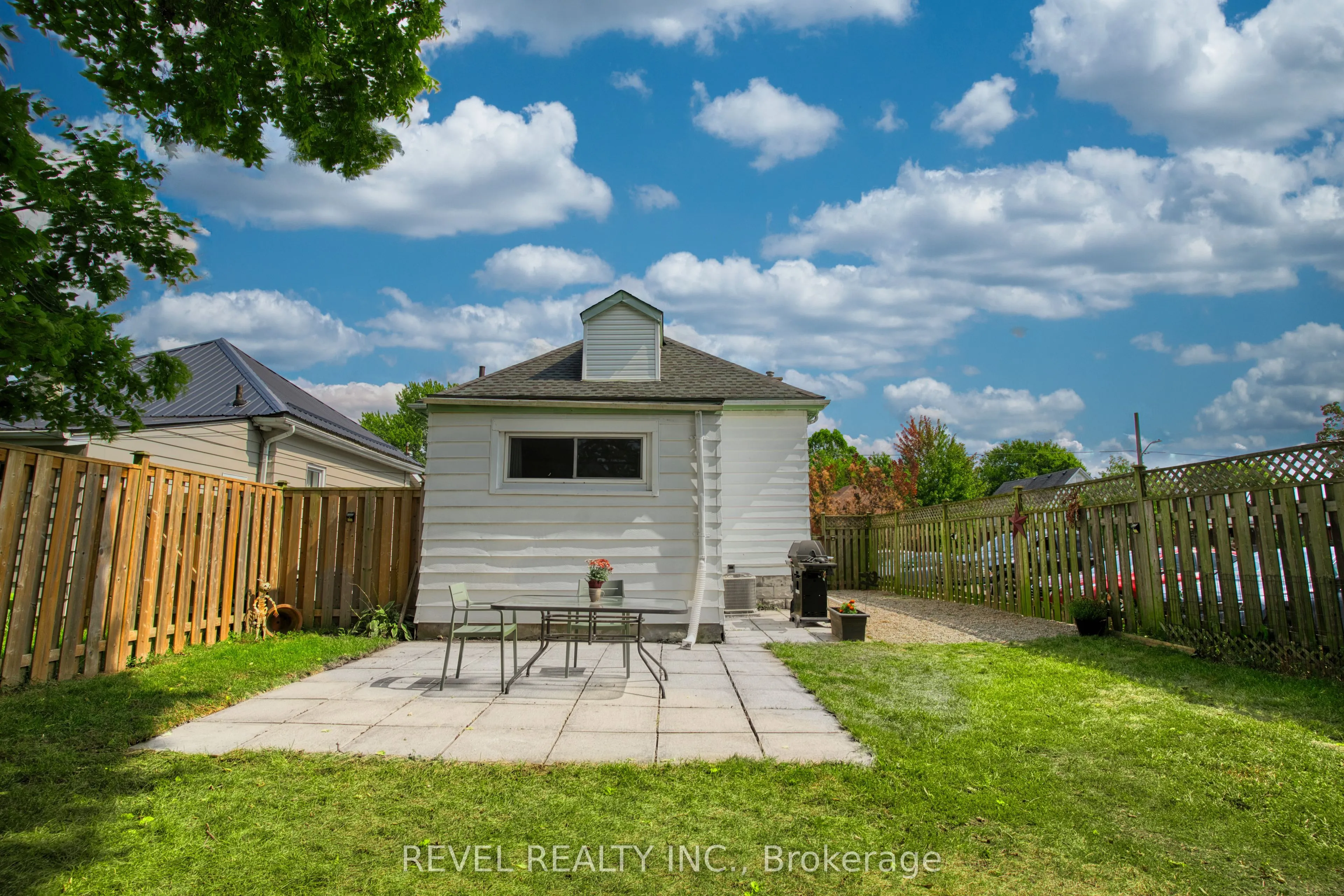191 St Julien Street