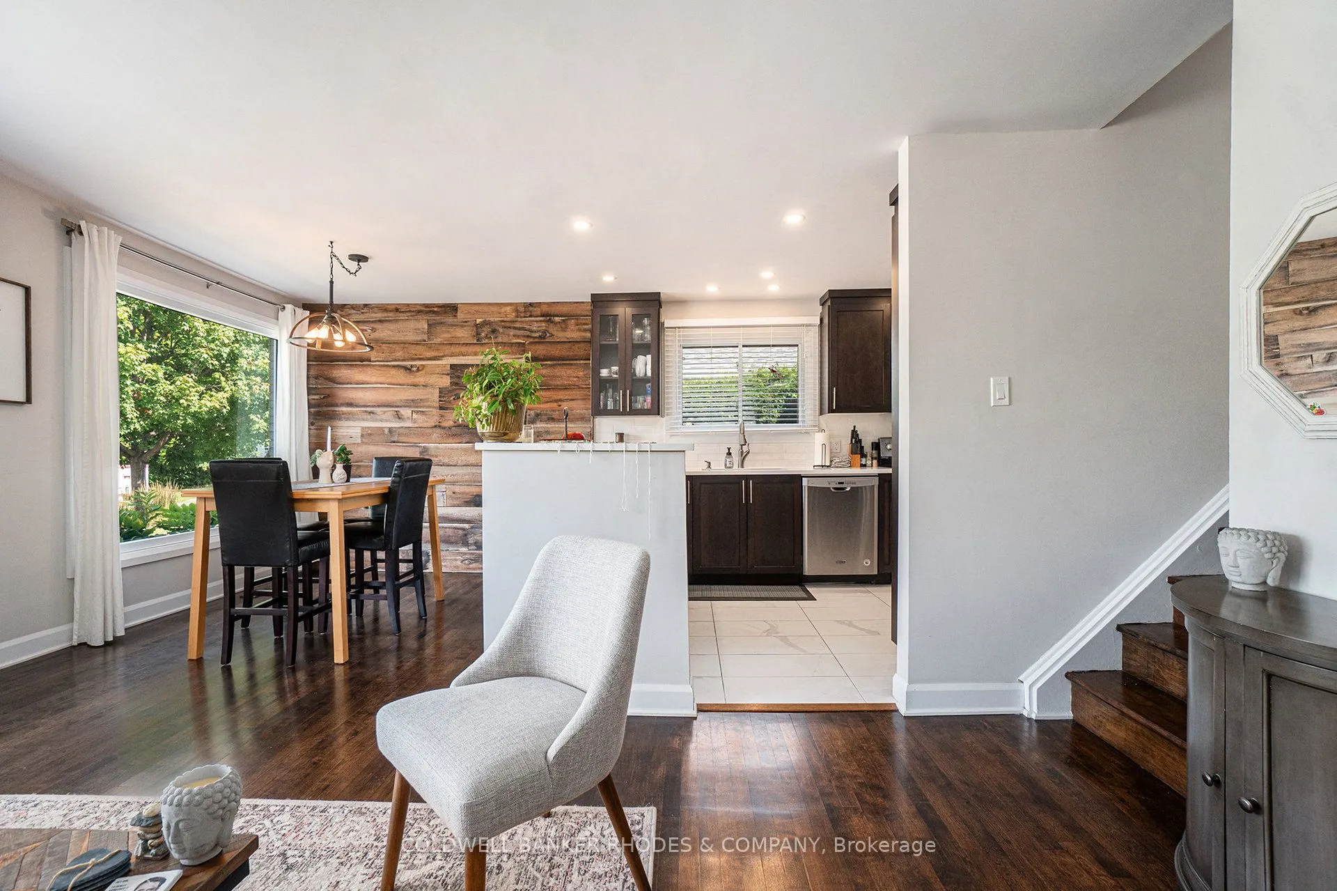 2722 Stone Crescent