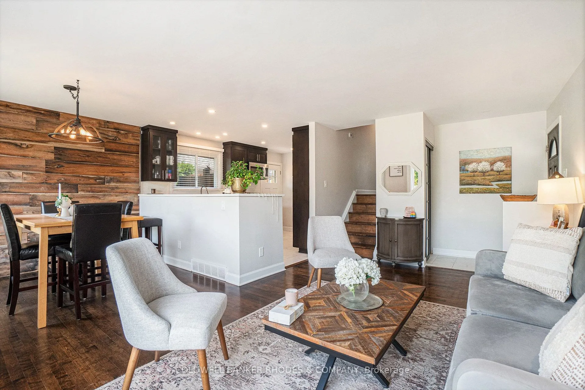2722 Stone Crescent