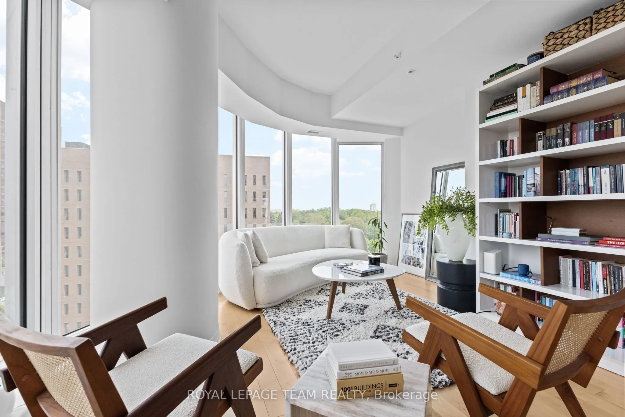 805 Carling Avenue, #809