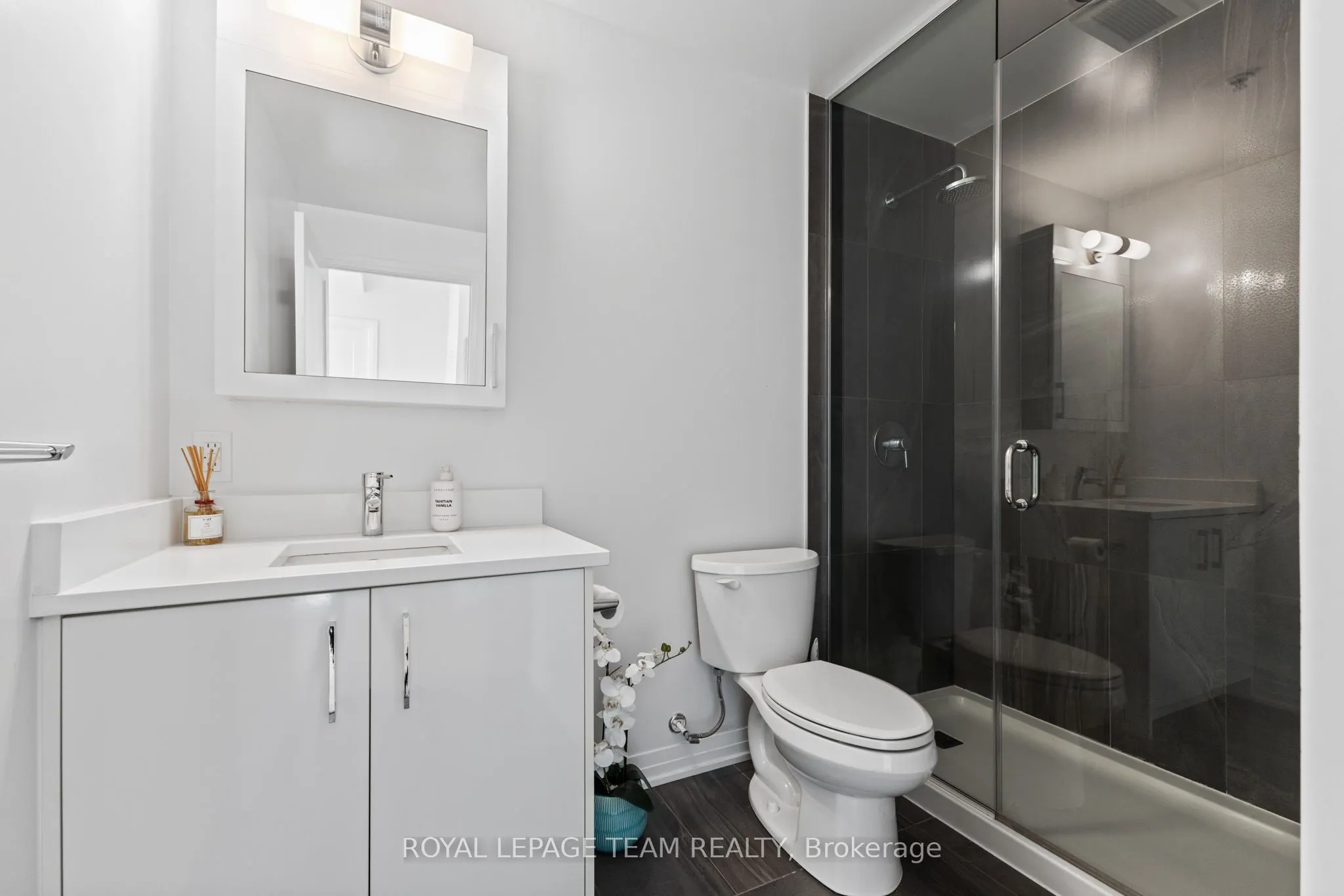 805 Carling Avenue, #809