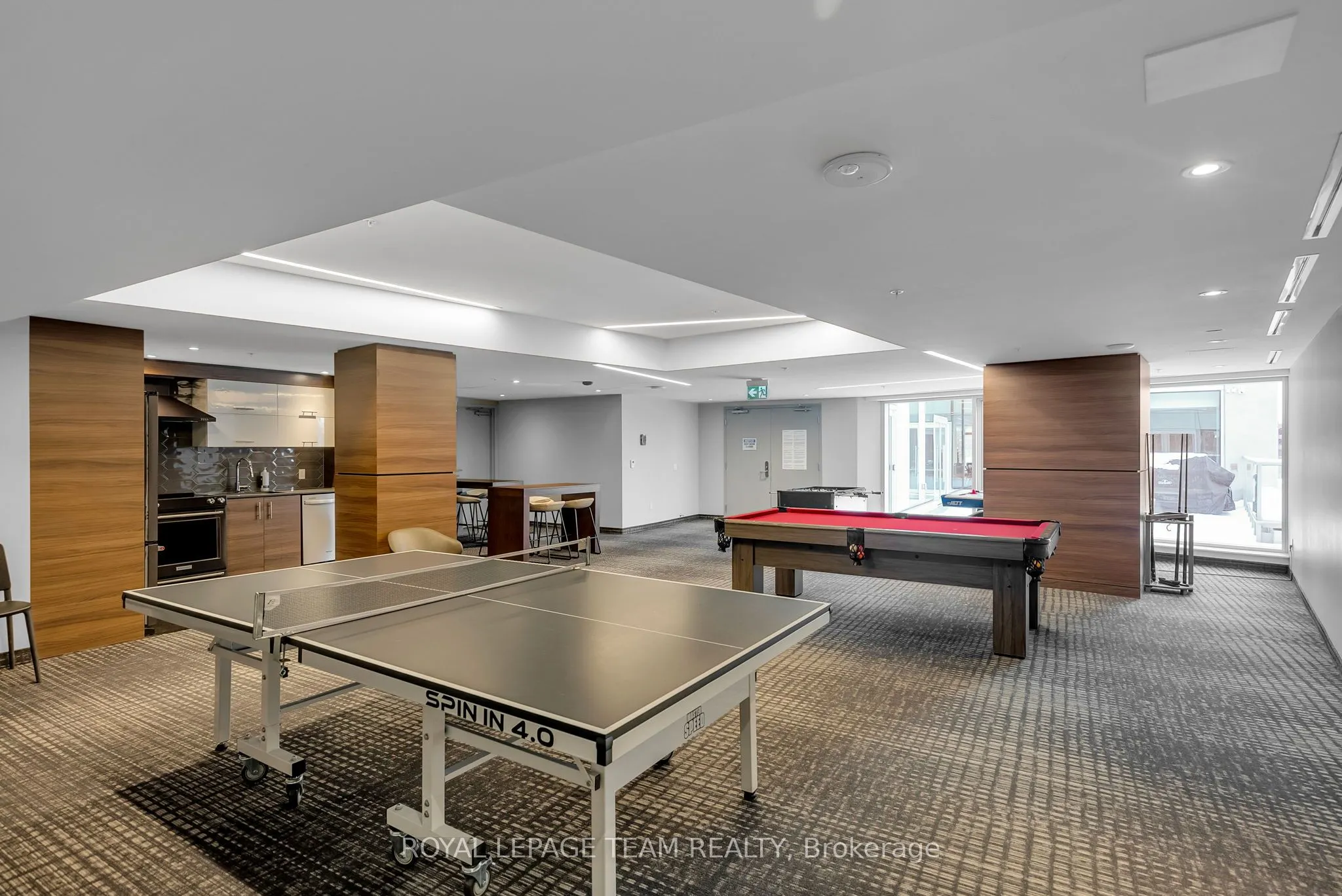805 Carling Avenue, #809
