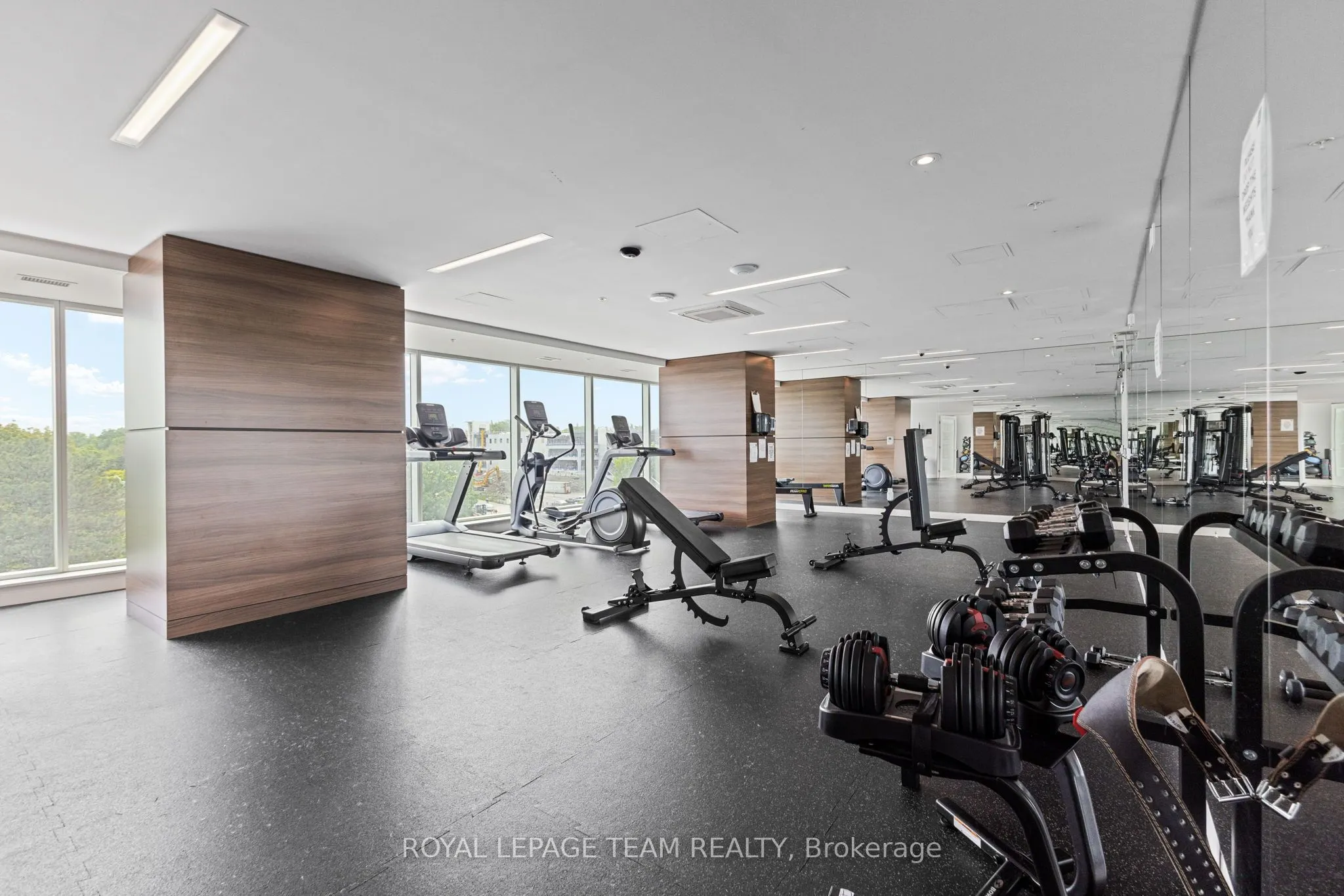 805 Carling Avenue, #809