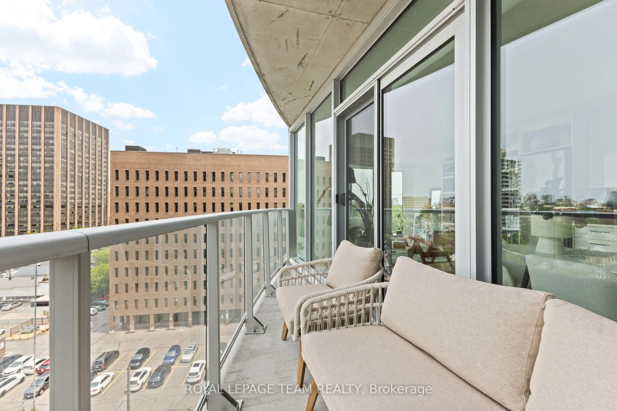 805 Carling Avenue, #809