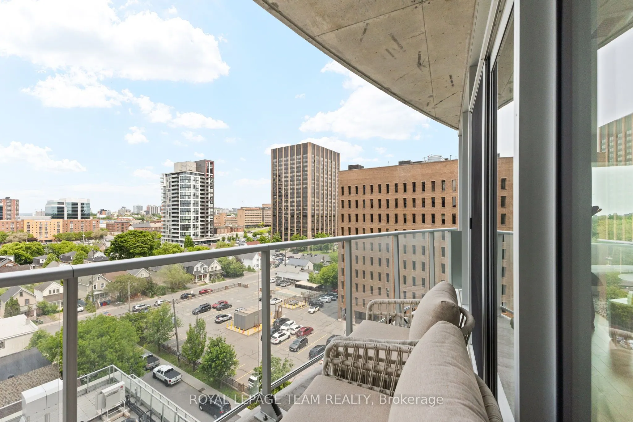 805 Carling Avenue, #809