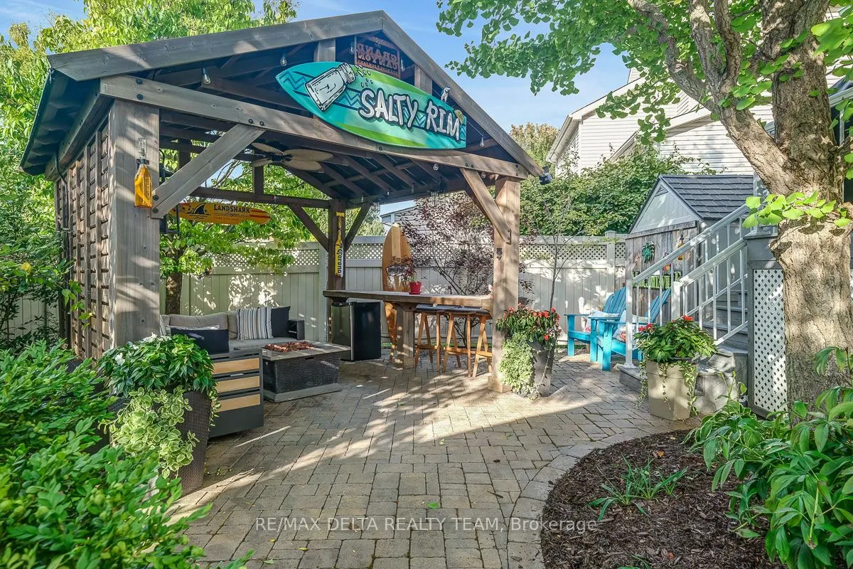 1971 Schroeder Crescent
