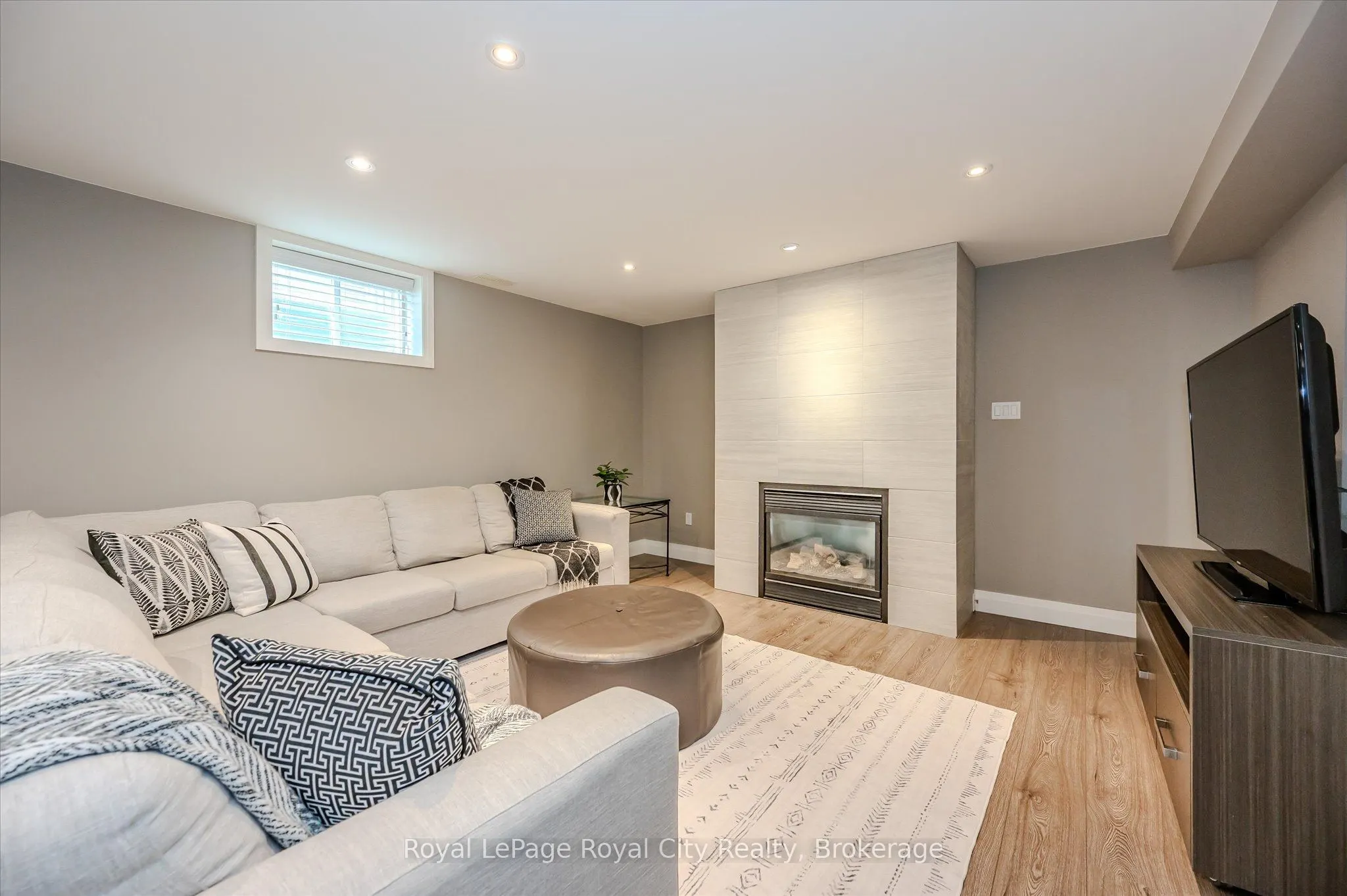 16 Hall Avenue