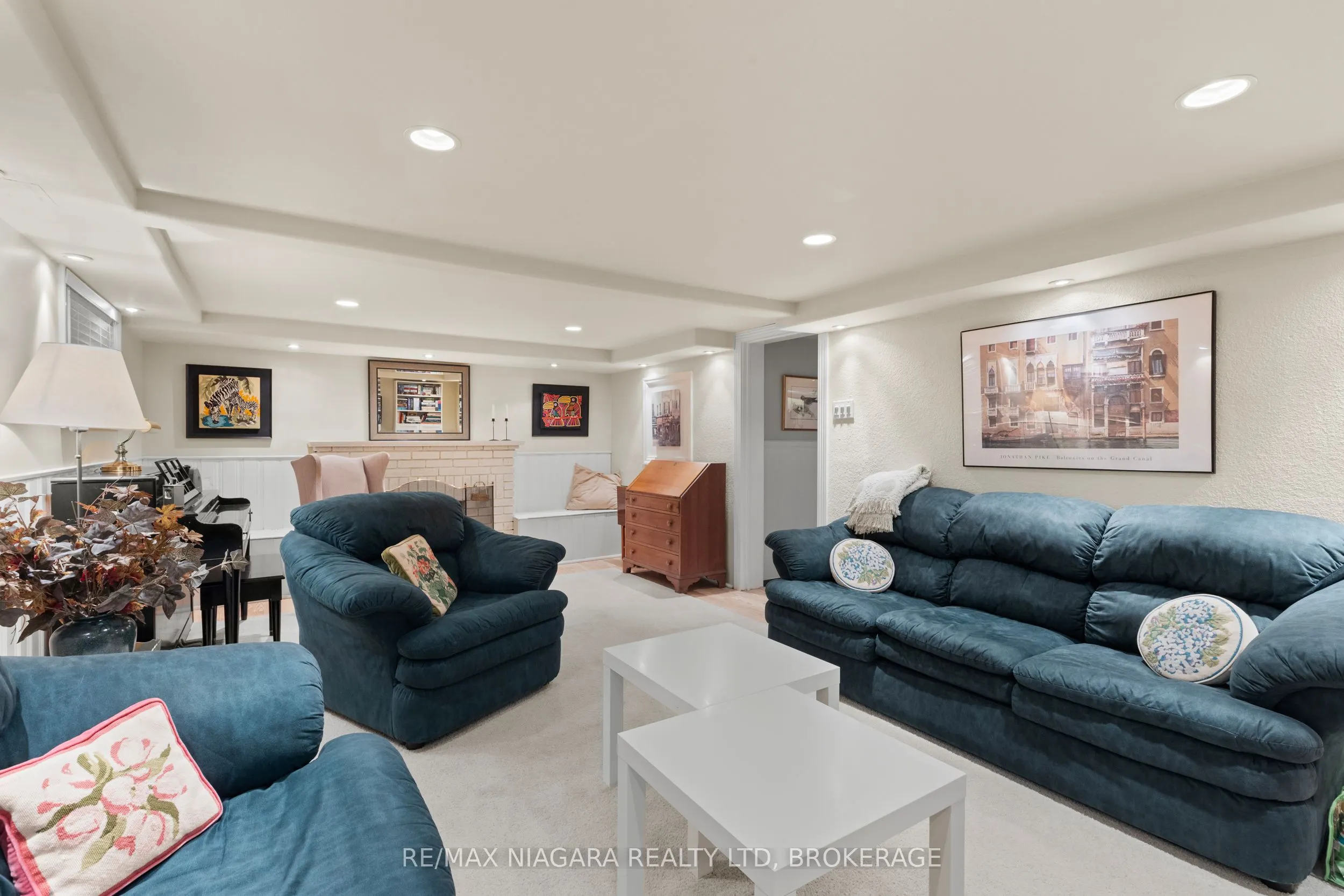 123 SOUTH Drive