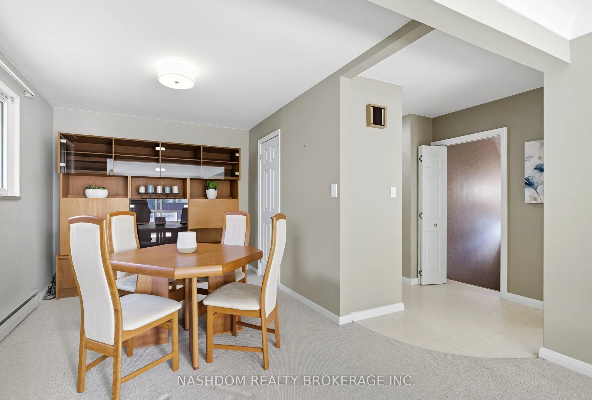 142 Fernwood Crescent