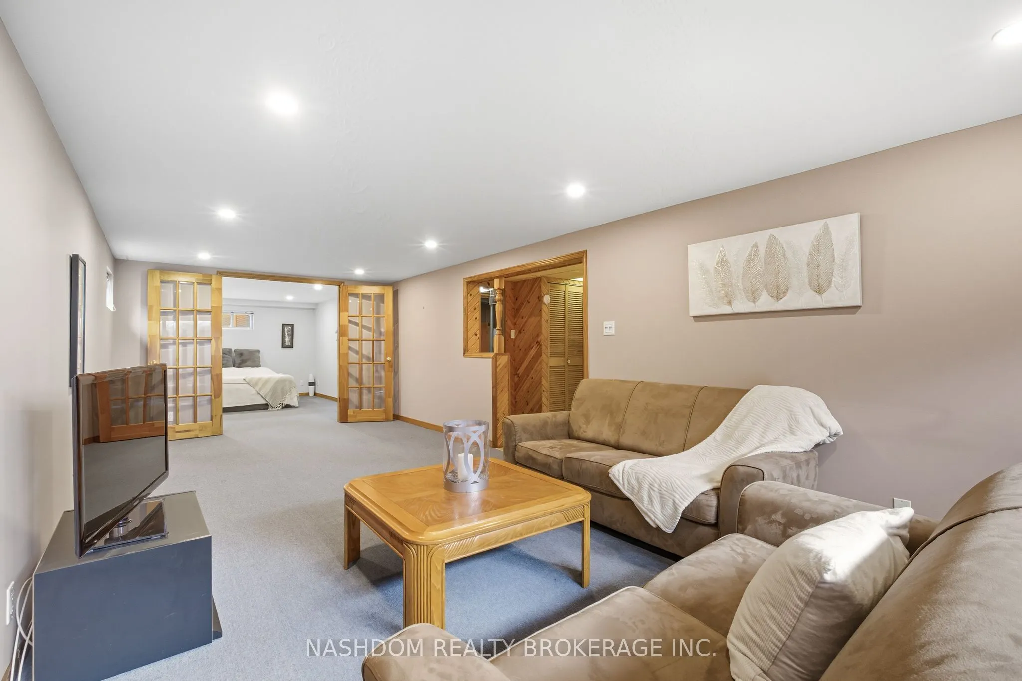 142 Fernwood Crescent