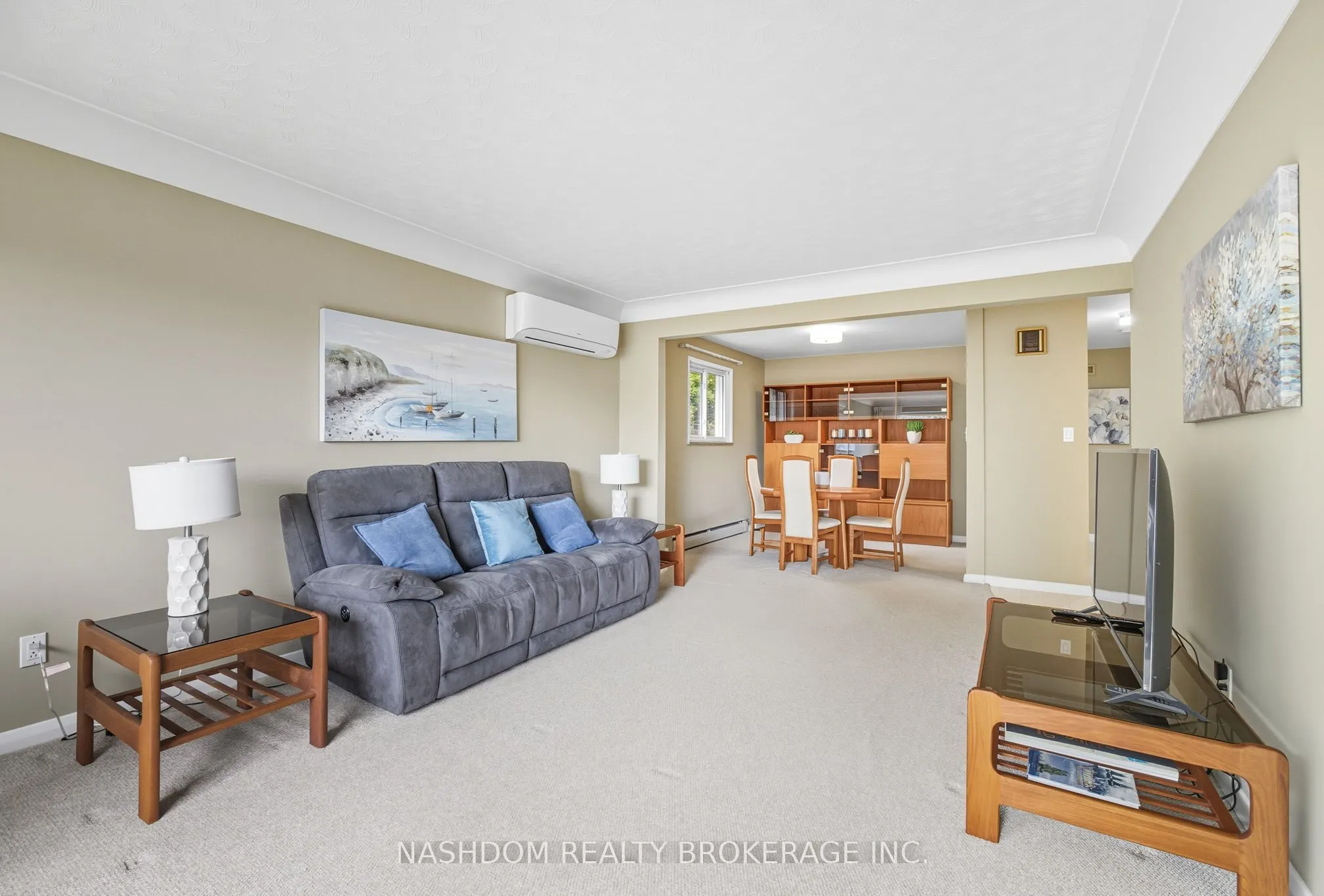 142 Fernwood Crescent