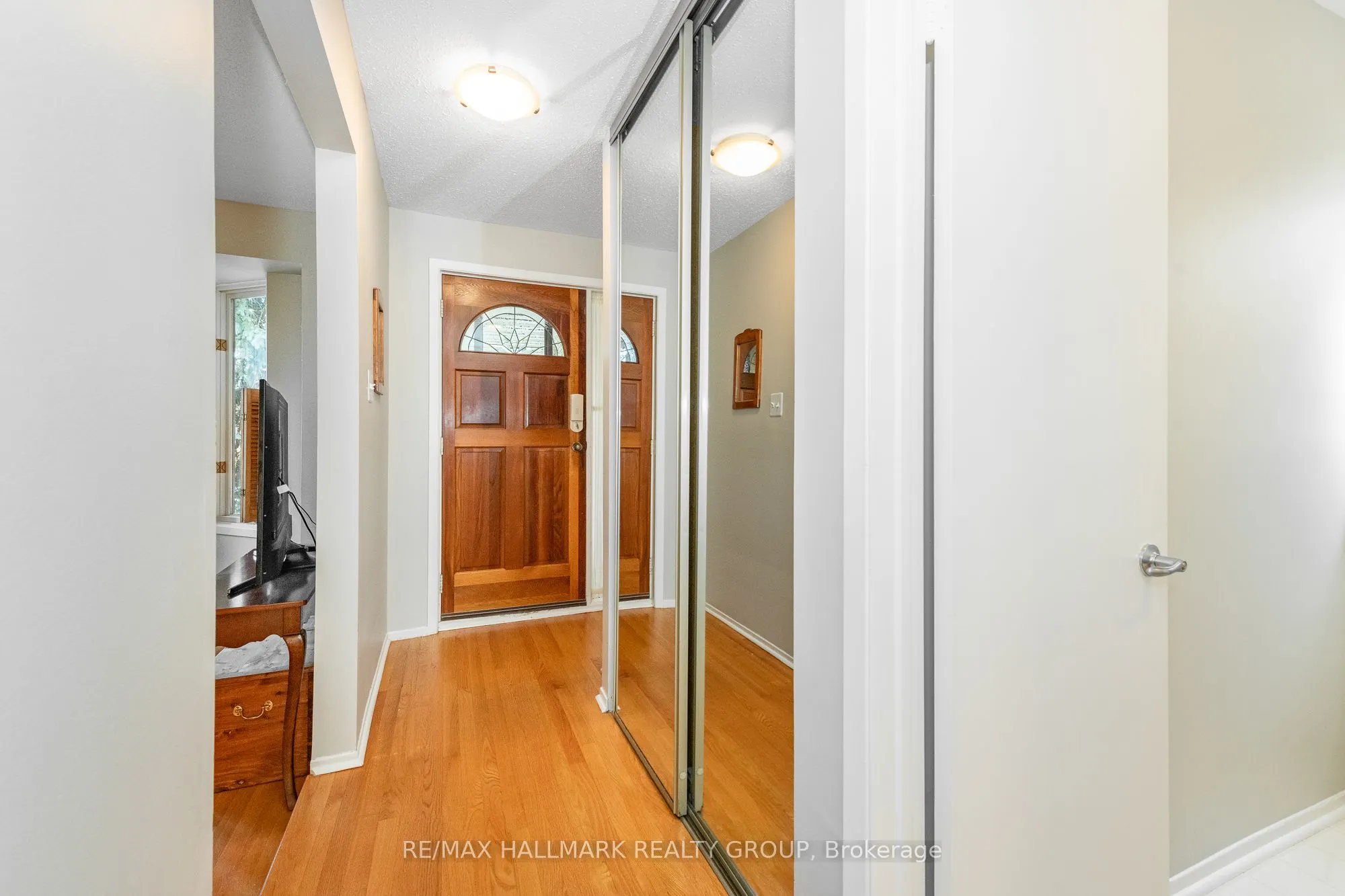 1414 Eastcliffe Way