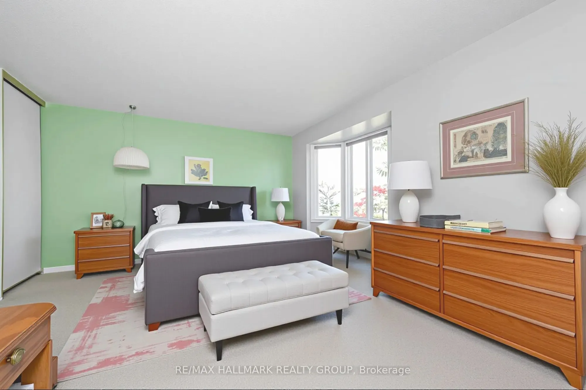 1414 Eastcliffe Way