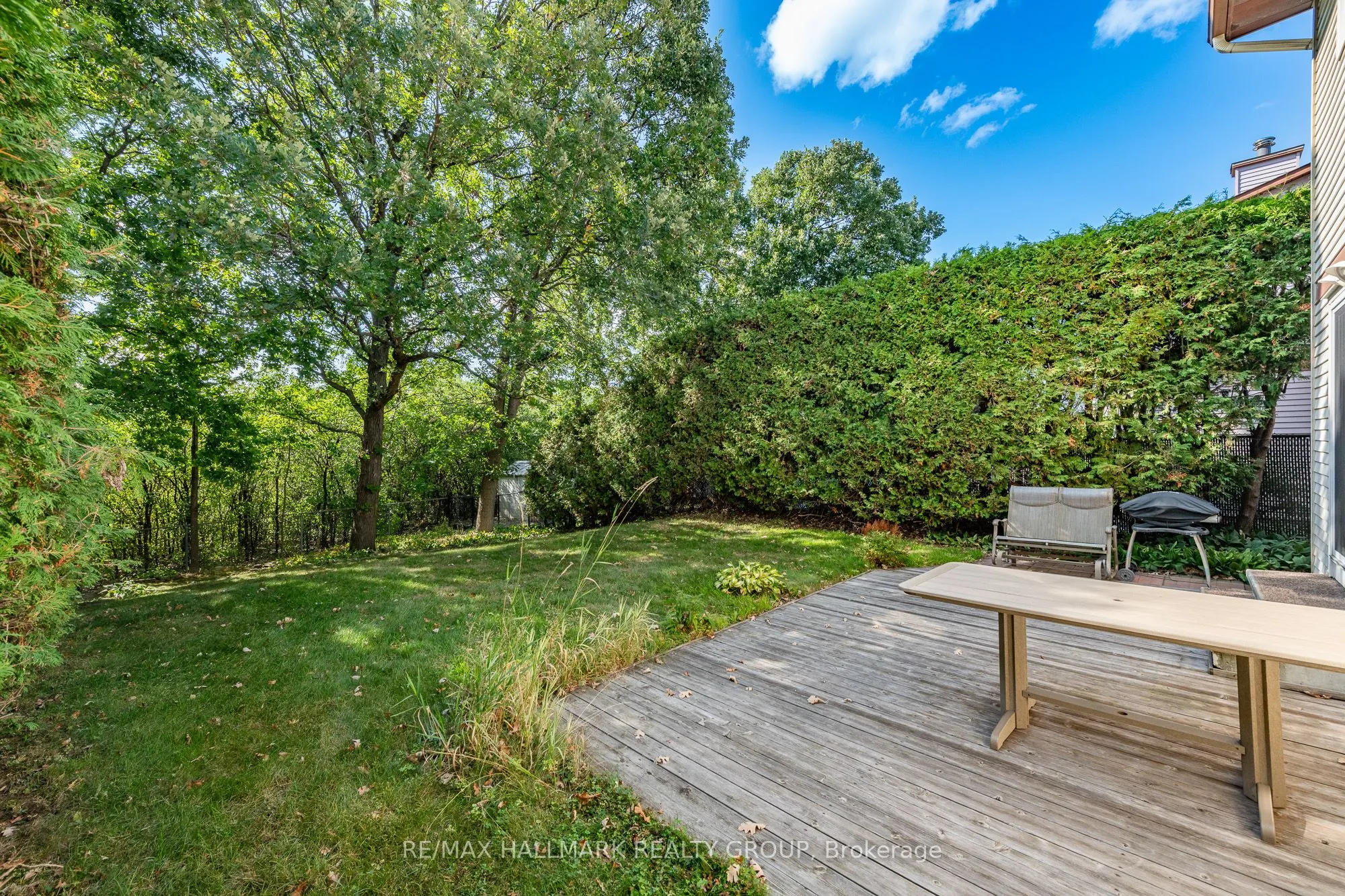 1414 Eastcliffe Way