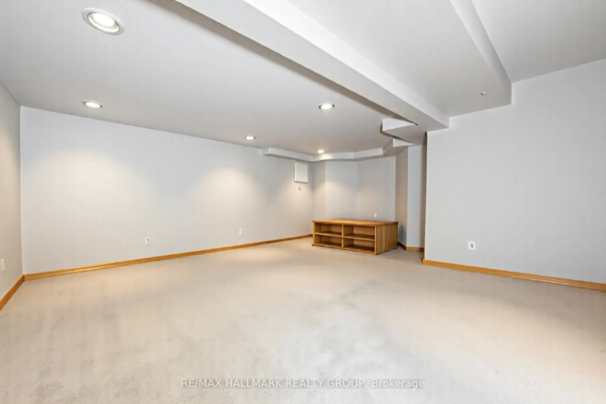 1414 Eastcliffe Way