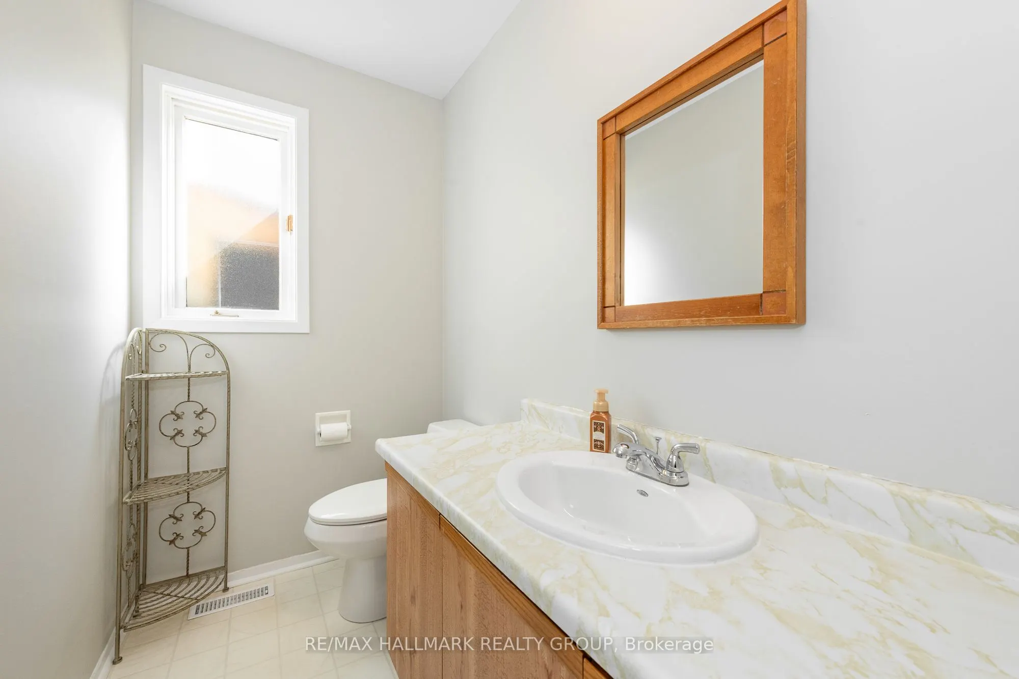 1414 Eastcliffe Way