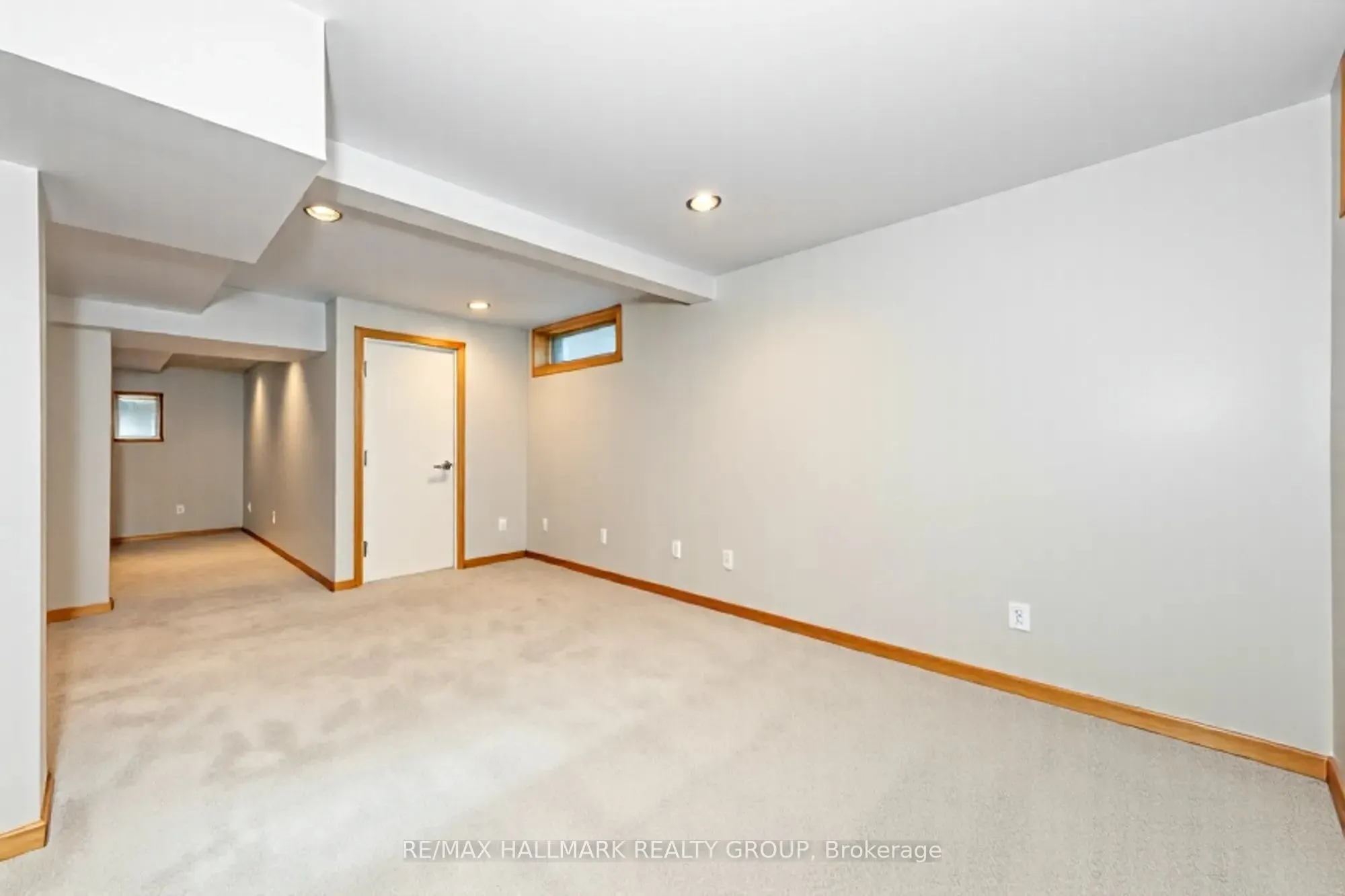 1414 Eastcliffe Way