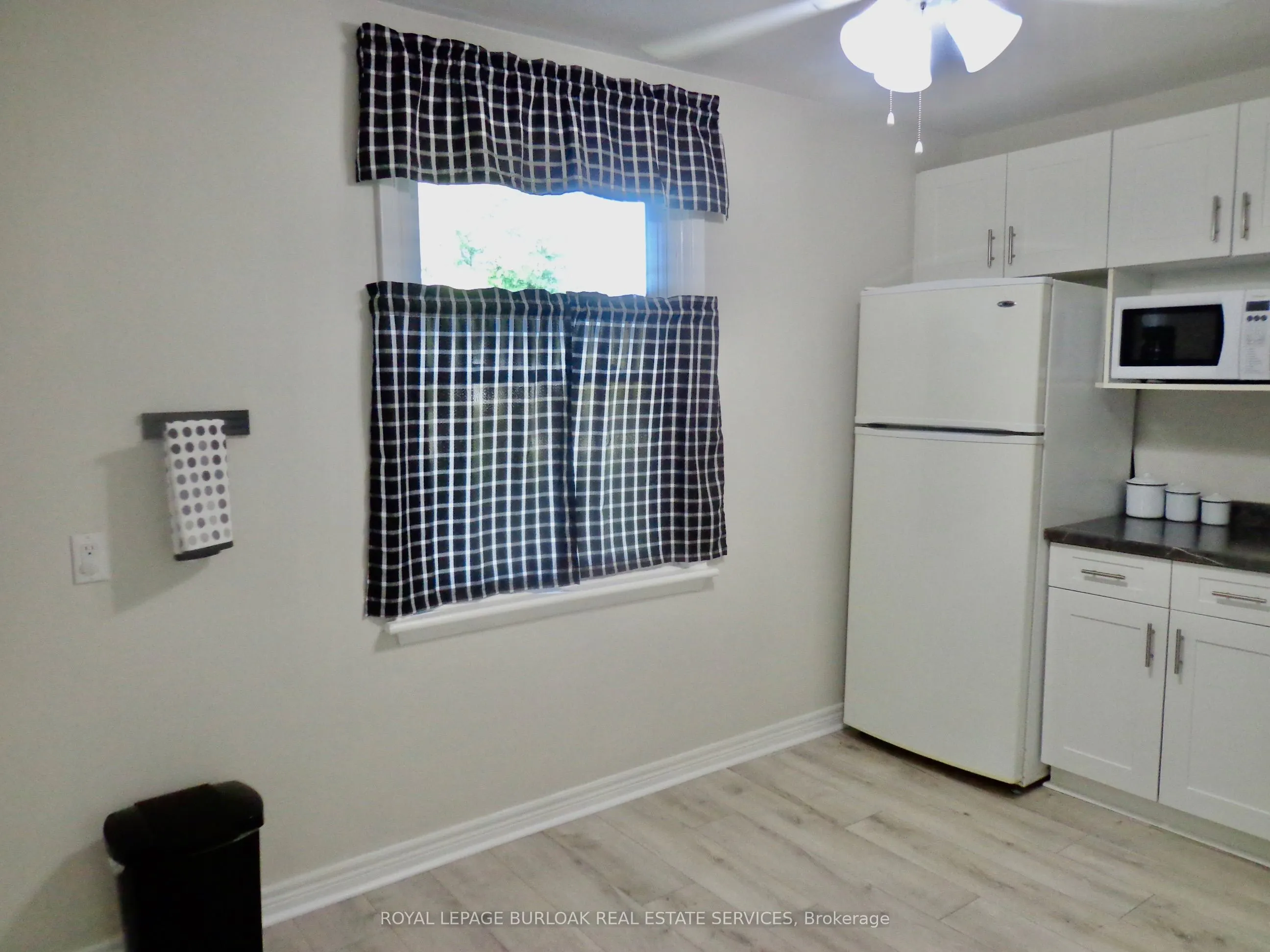 32 Grimsby Avenue