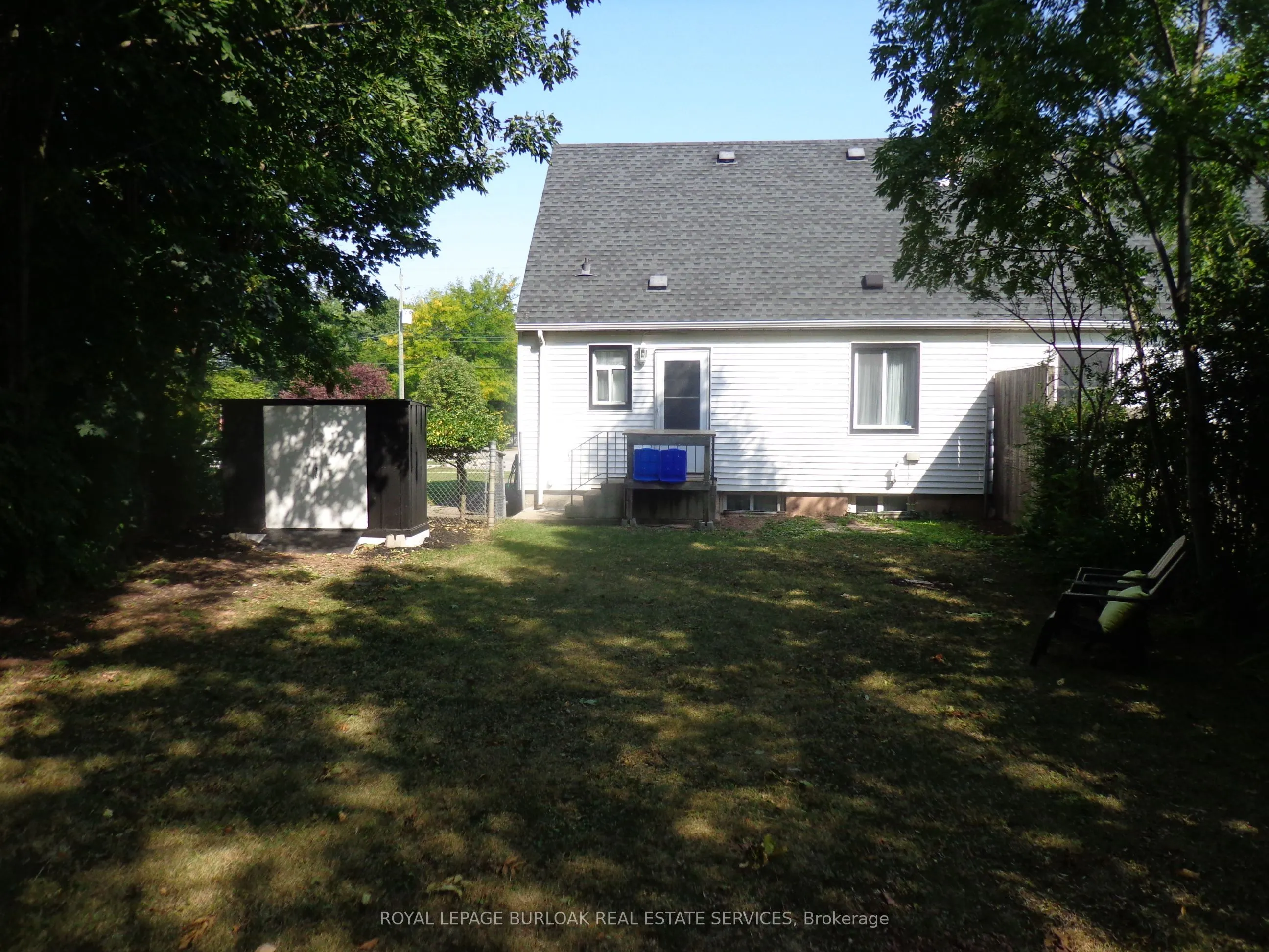32 Grimsby Avenue