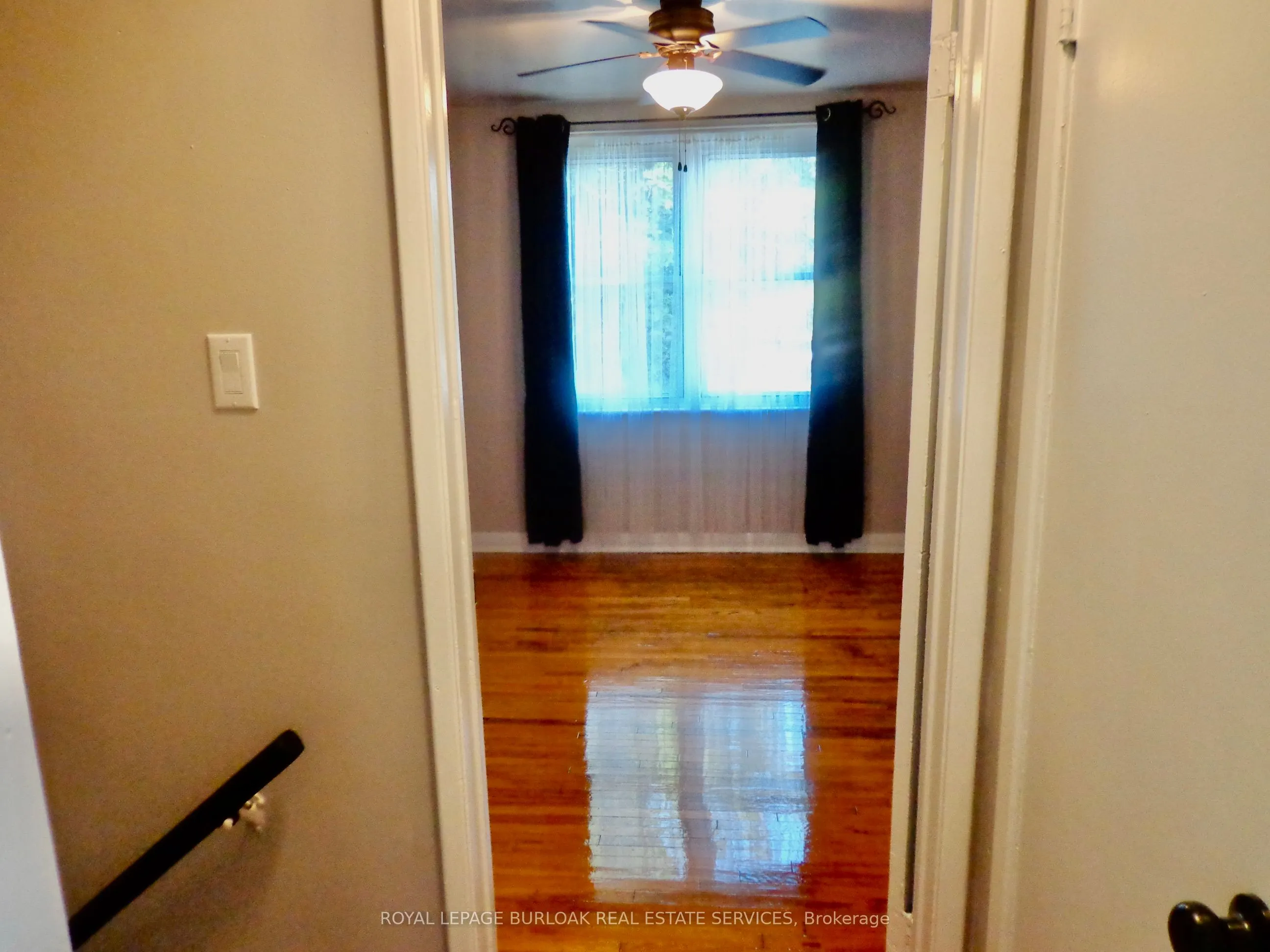 32 Grimsby Avenue