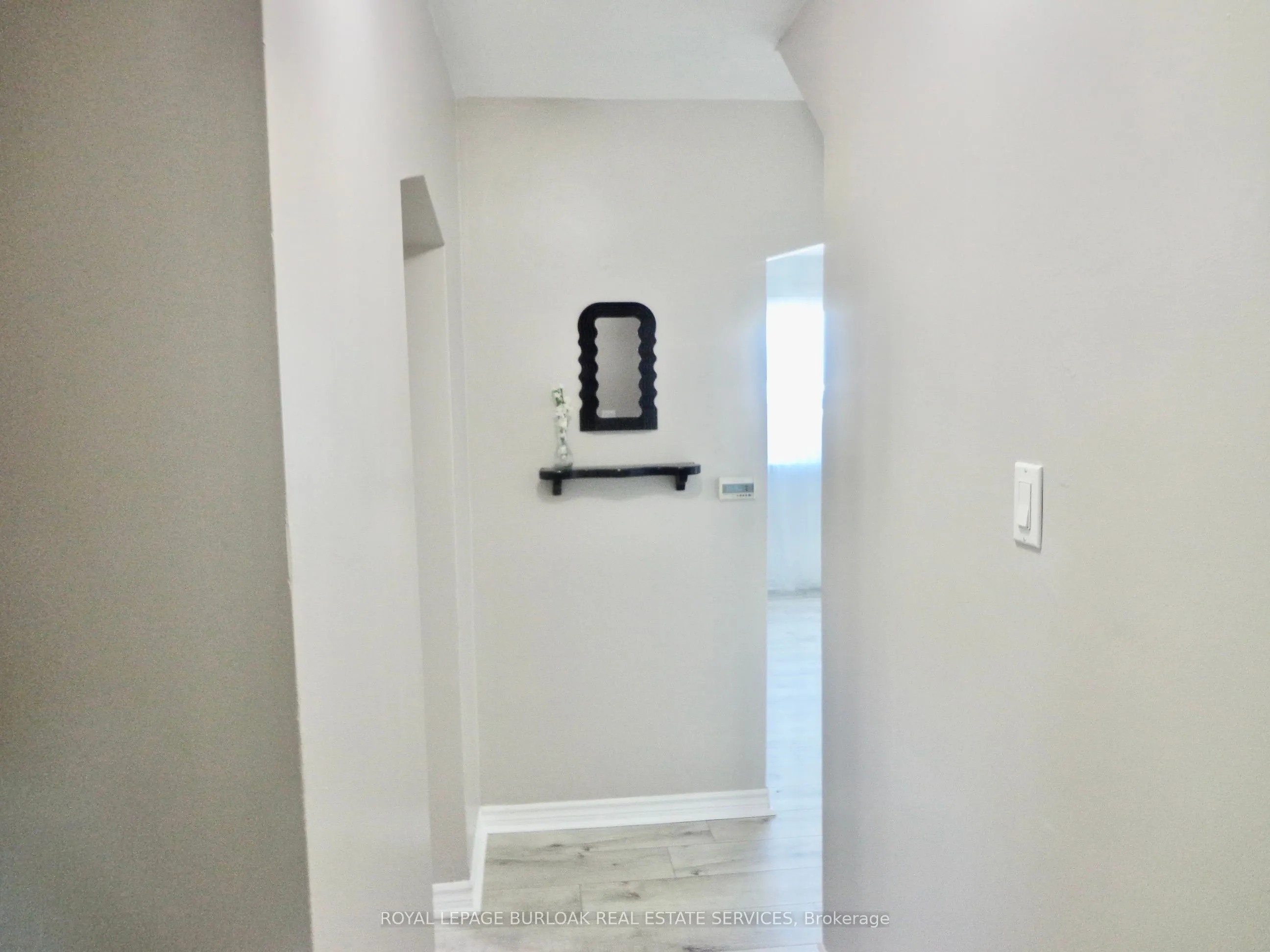 32 Grimsby Avenue