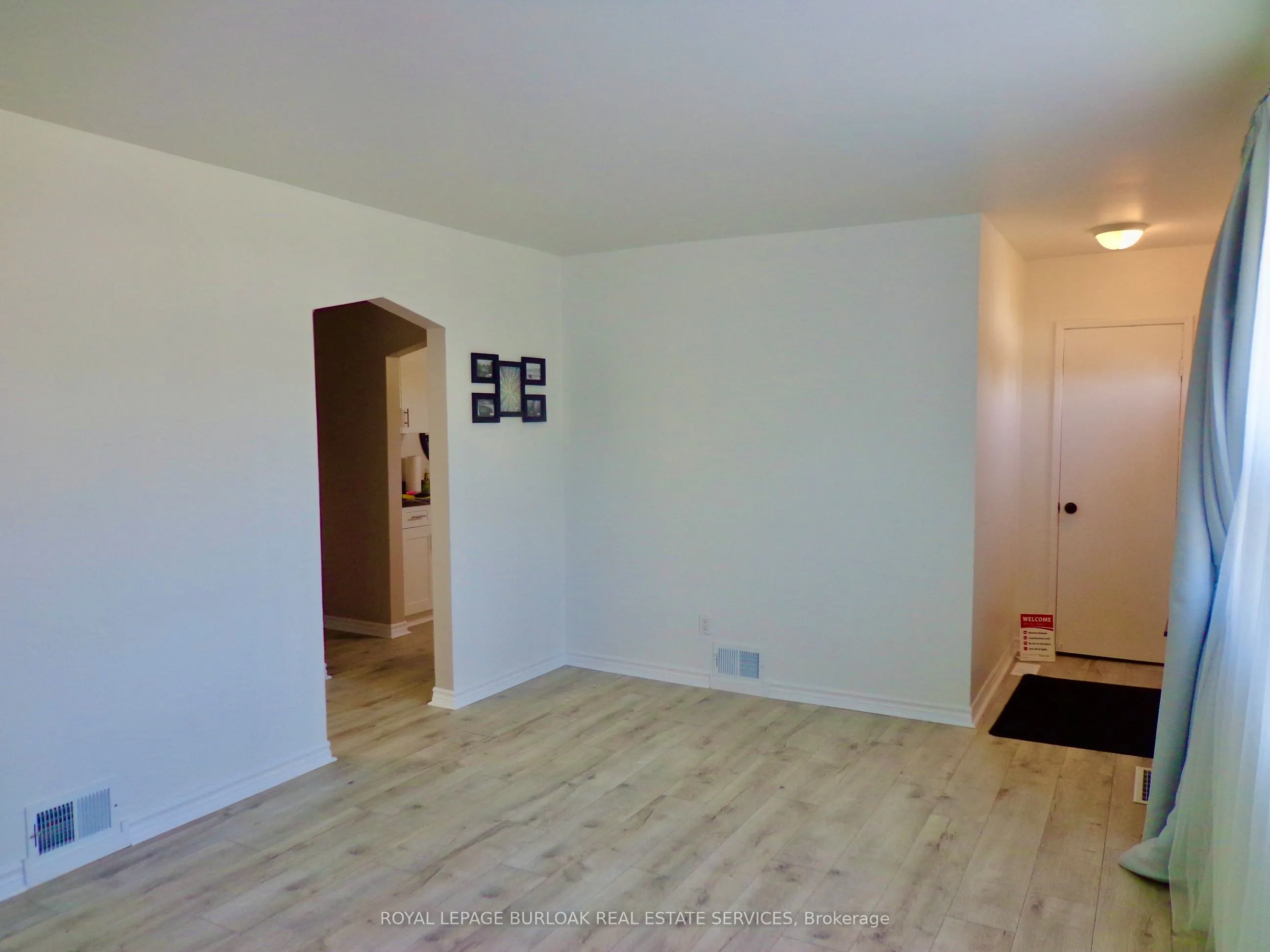 32 Grimsby Avenue