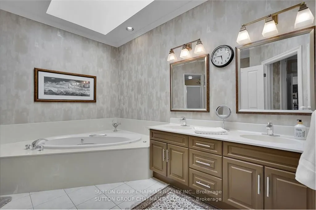 1200 Riverside Drive, #4