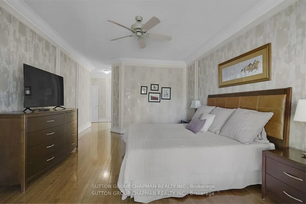 1200 Riverside Drive, #4