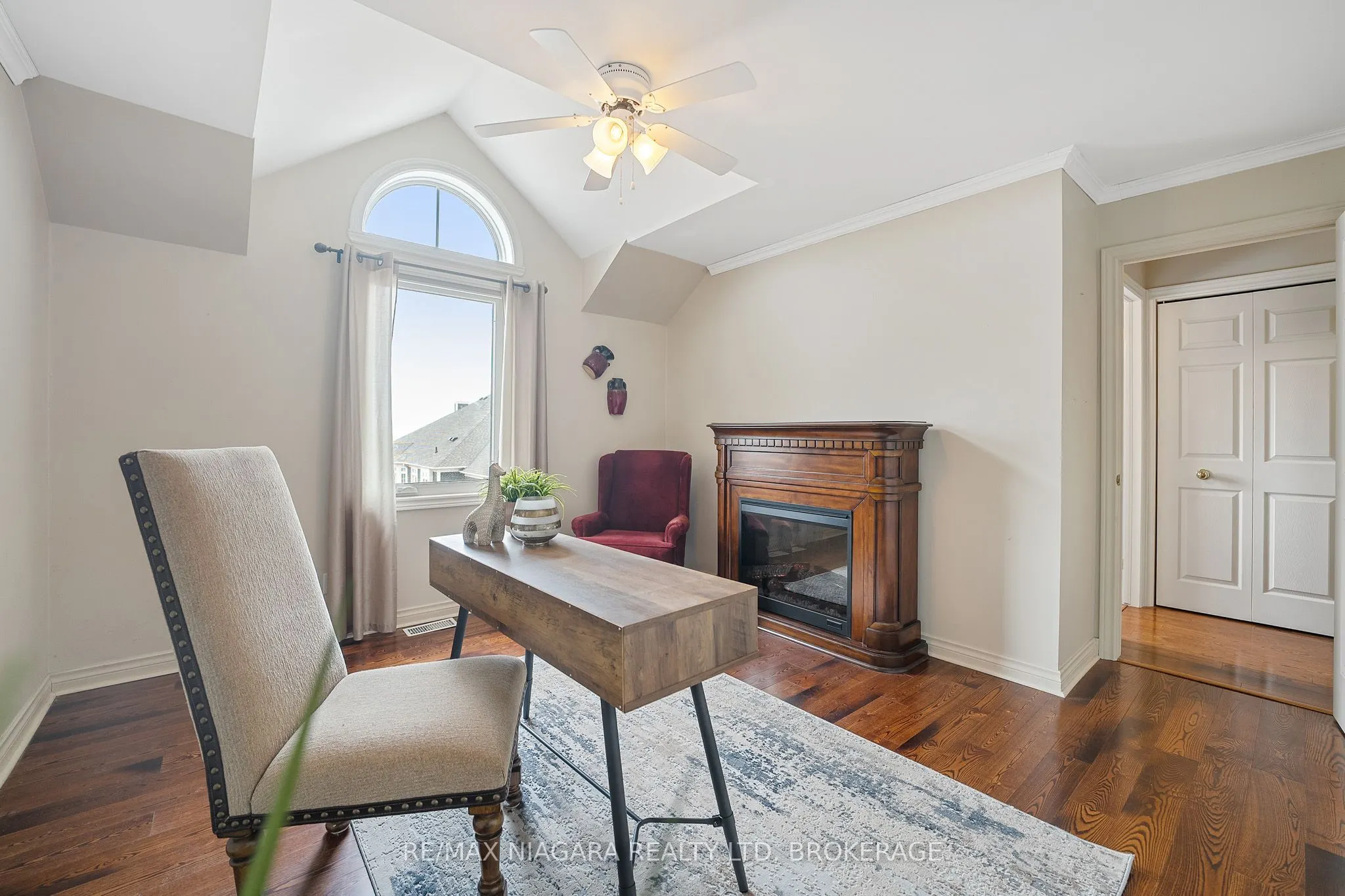 15 LAKESIDE Drive, #41
