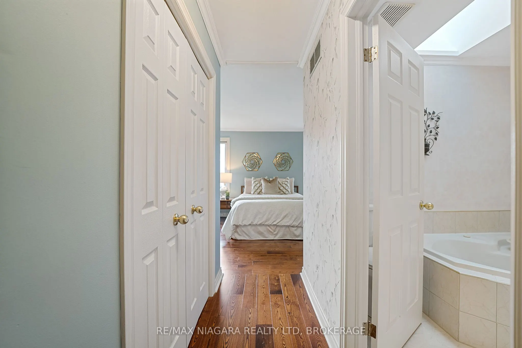 15 LAKESIDE Drive, #41