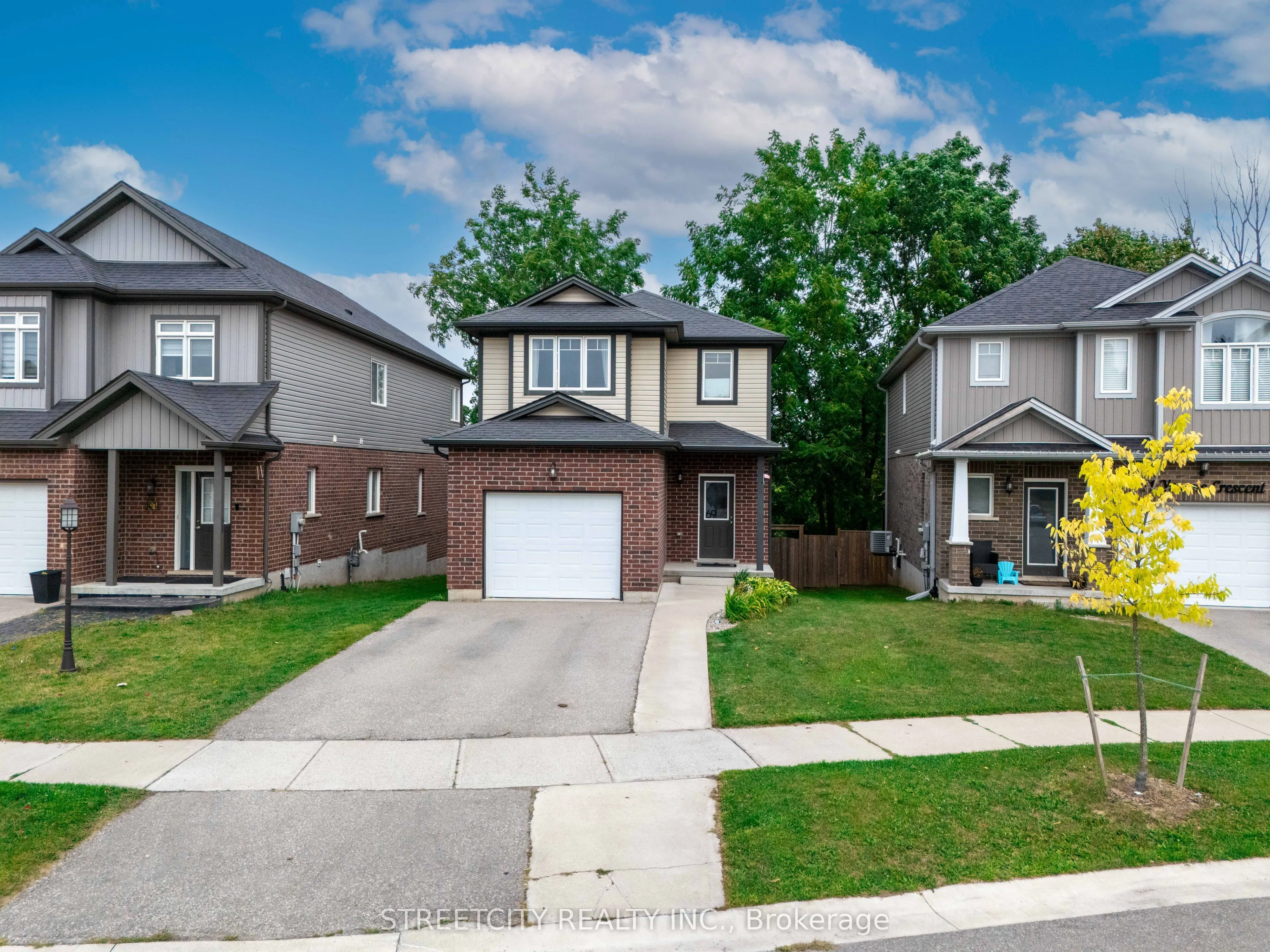 69 Yvonne Crescent