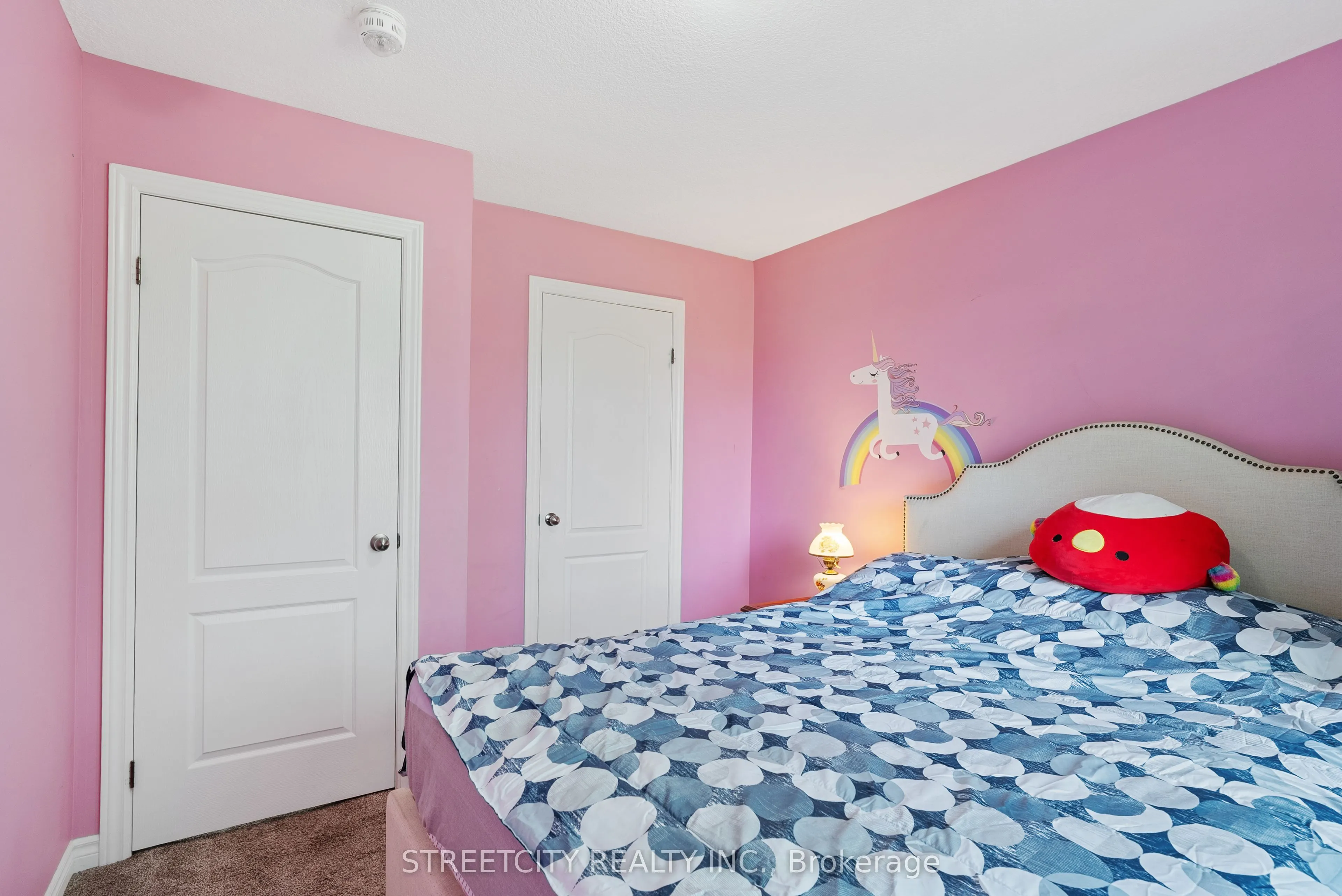 69 Yvonne Crescent