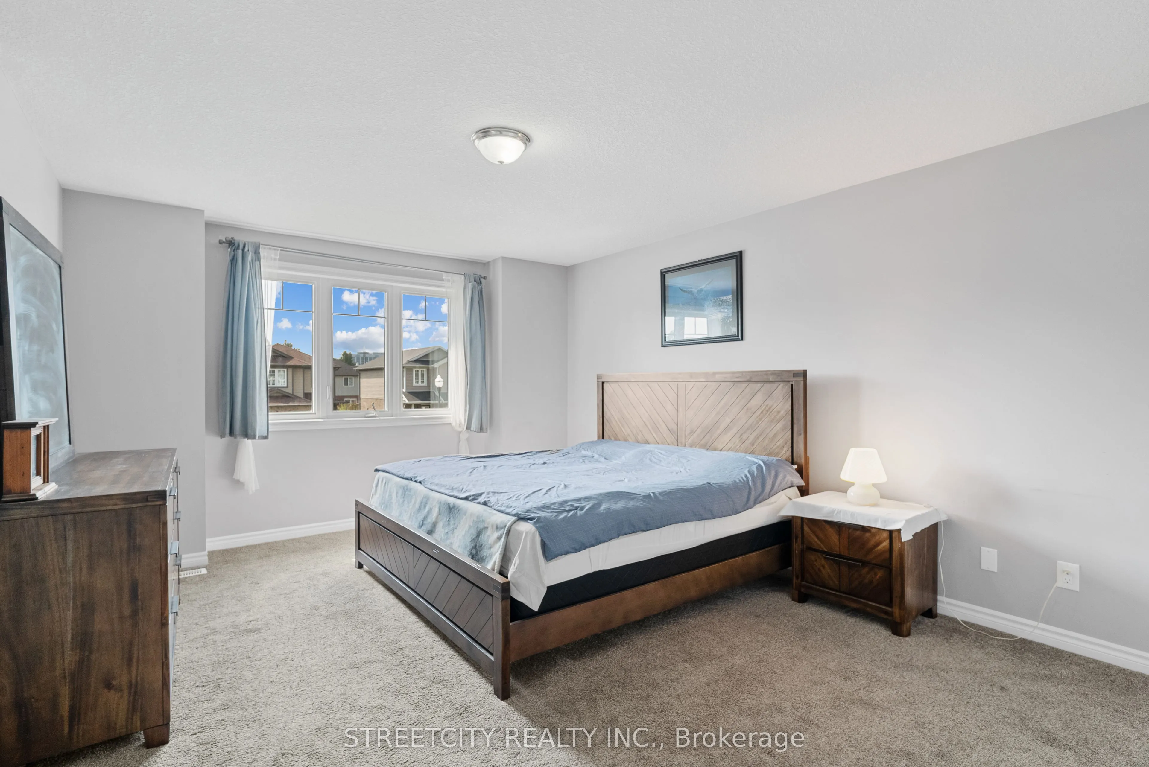 69 Yvonne Crescent