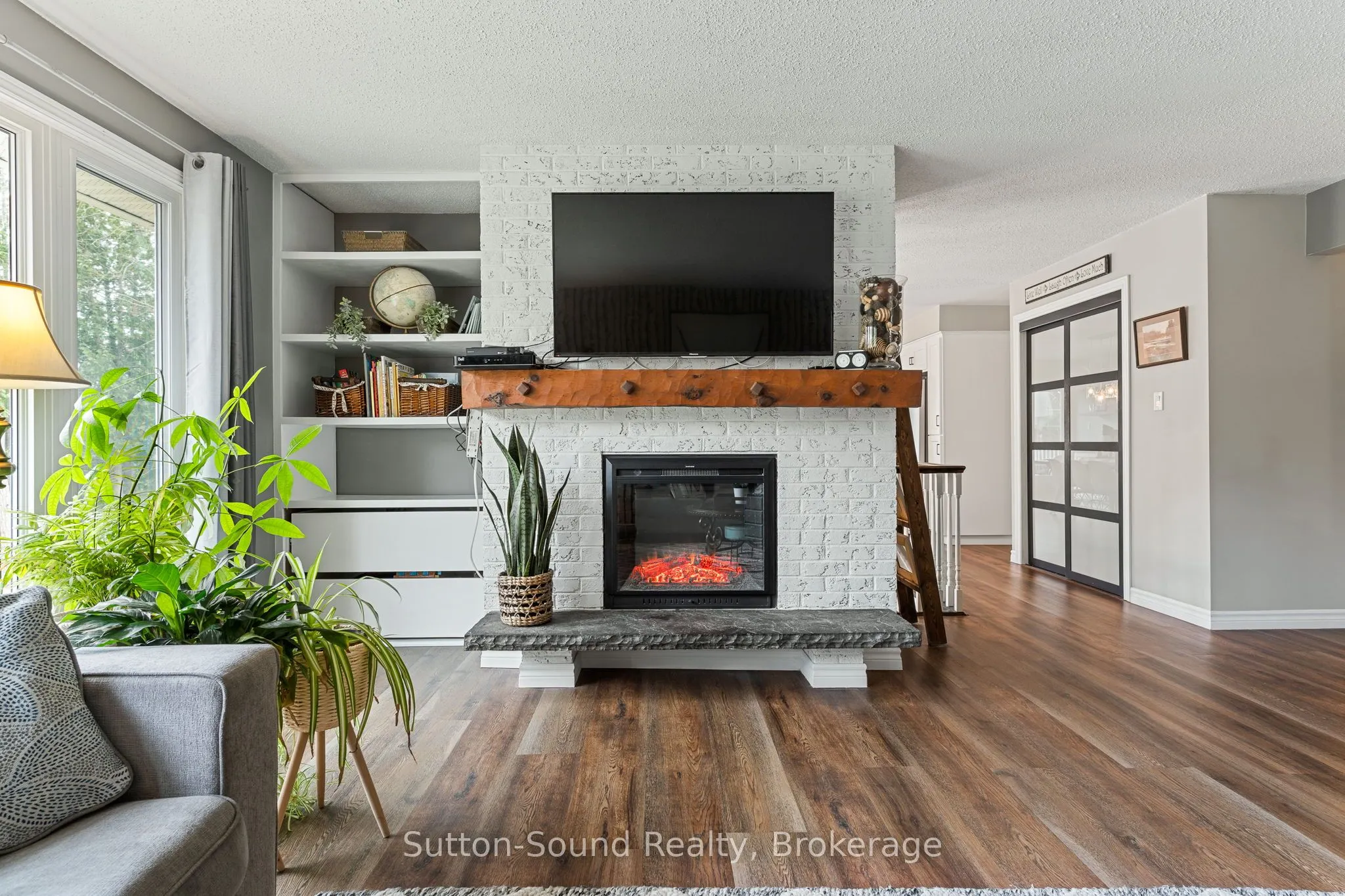 403 Simcoe Avenue