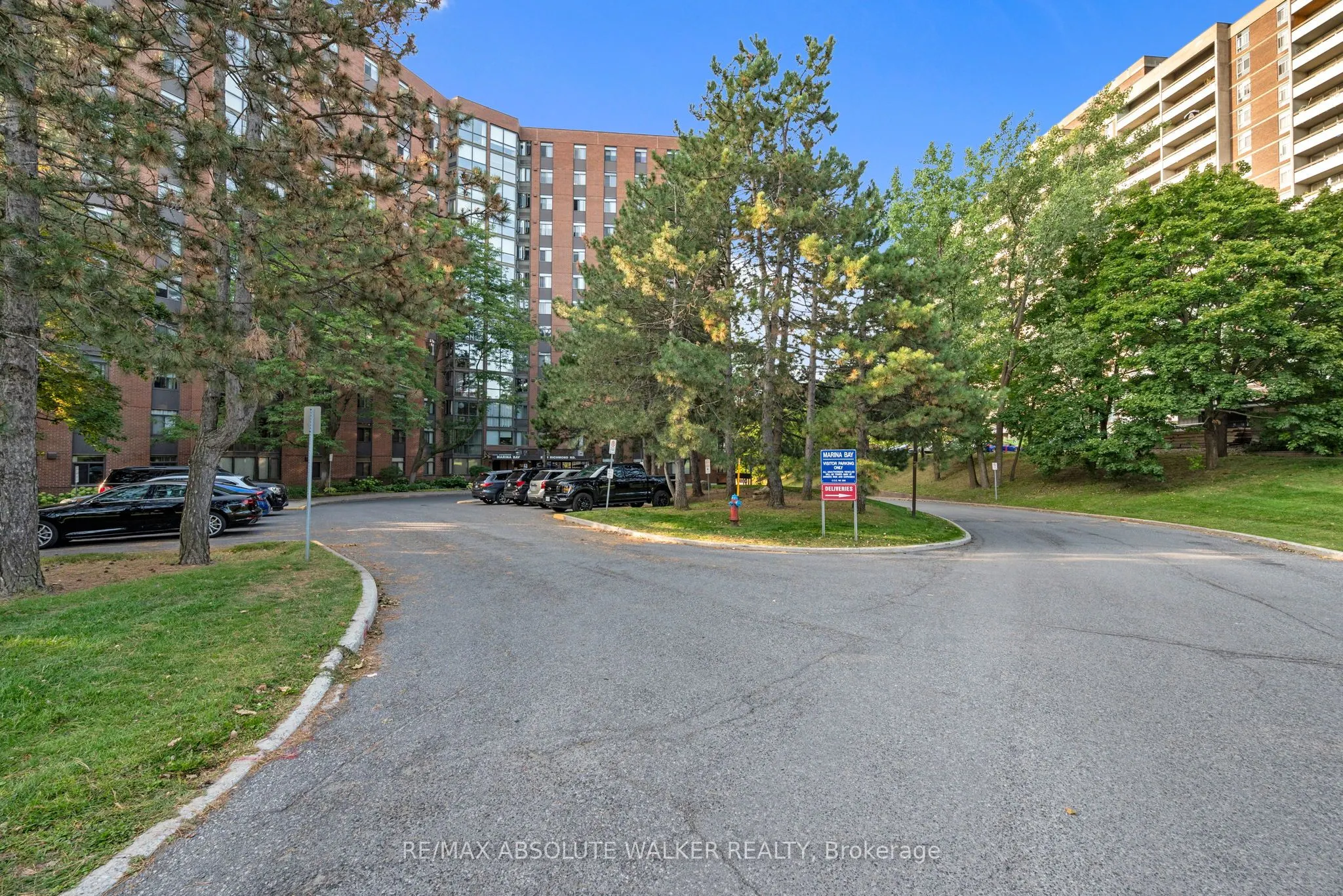 2871 Richmond Road, #414